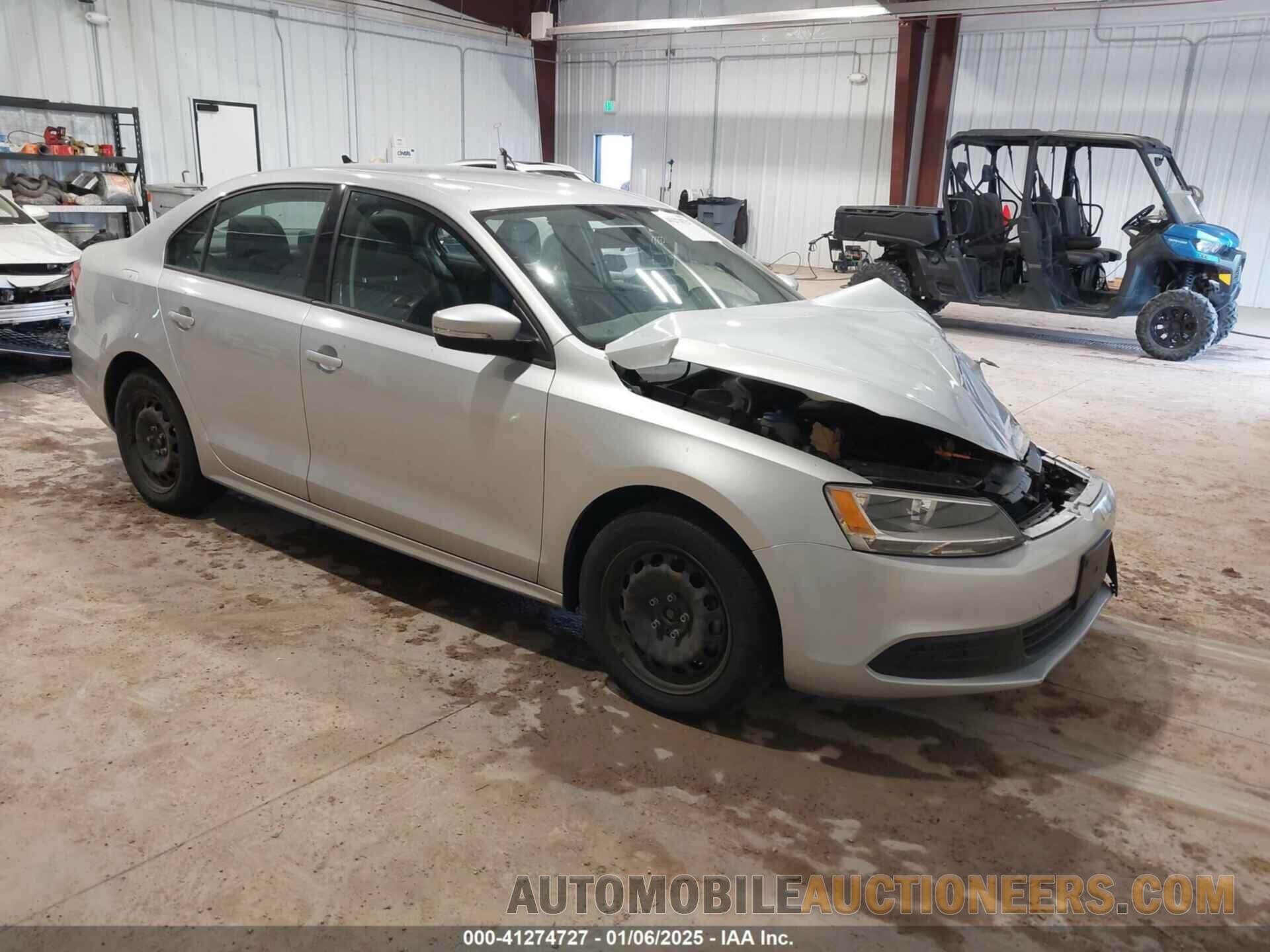 3VWD17AJ1EM261153 VOLKSWAGEN JETTA 2014