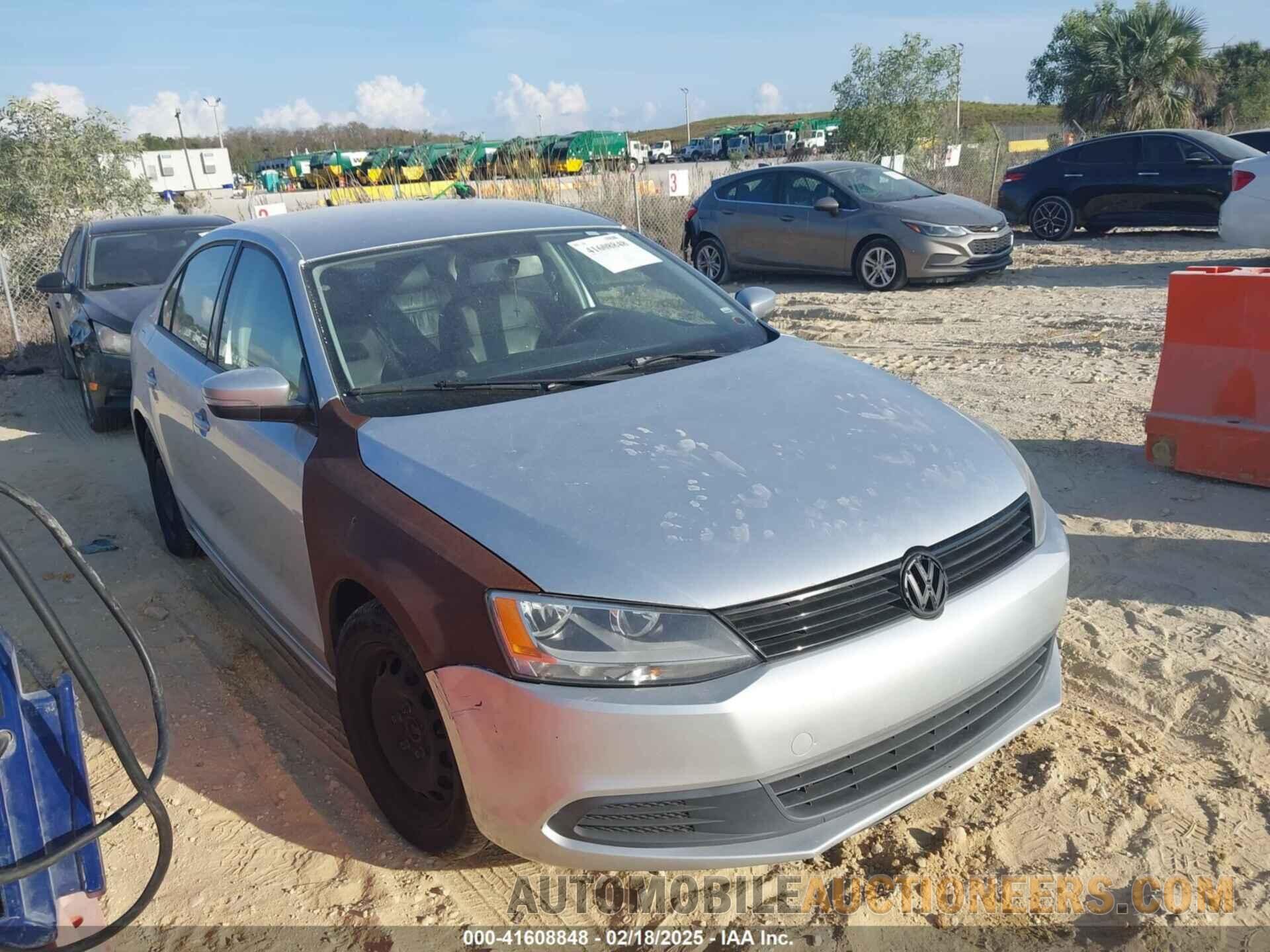 3VWD17AJ1EM289163 VOLKSWAGEN JETTA 2014