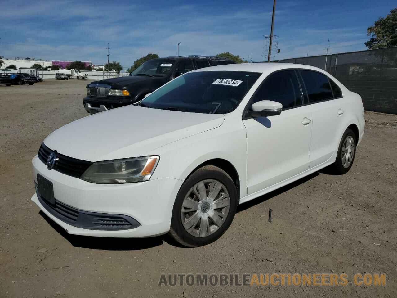 3VWD17AJ1EM364394 VOLKSWAGEN JETTA 2014