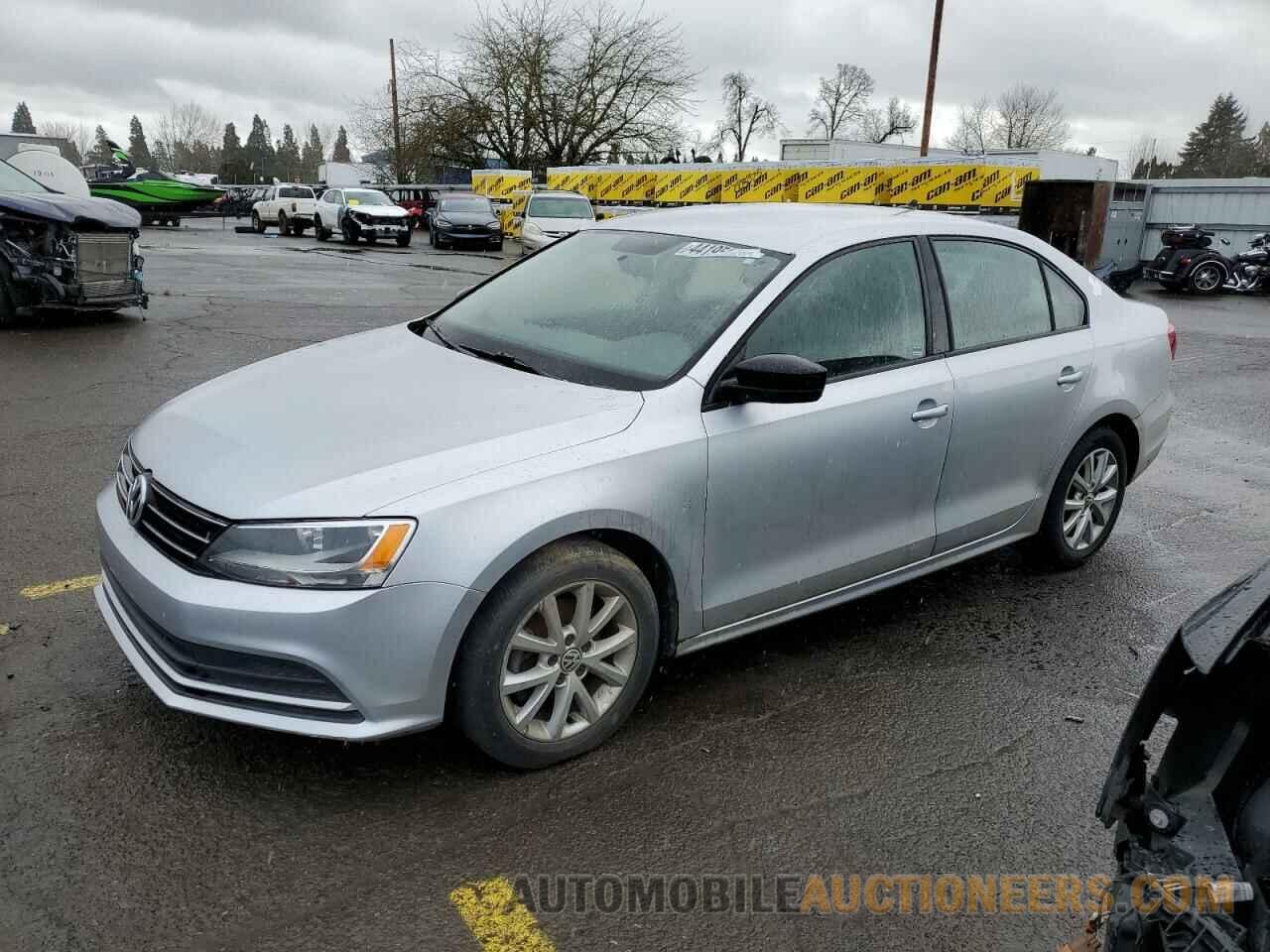 3VWD17AJ1FM210222 VOLKSWAGEN JETTA 2015