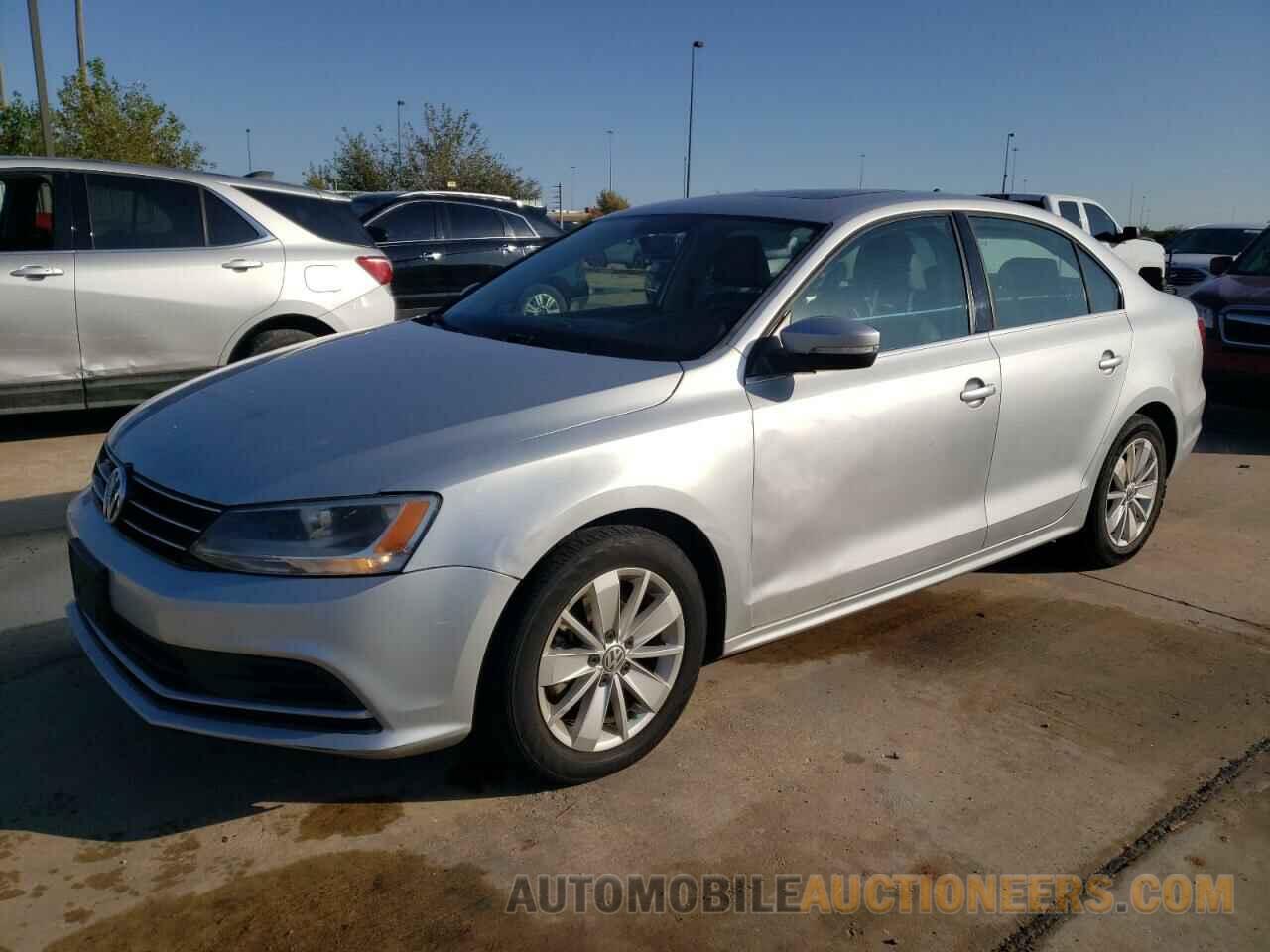 3VWD17AJ1FM263678 VOLKSWAGEN JETTA 2015