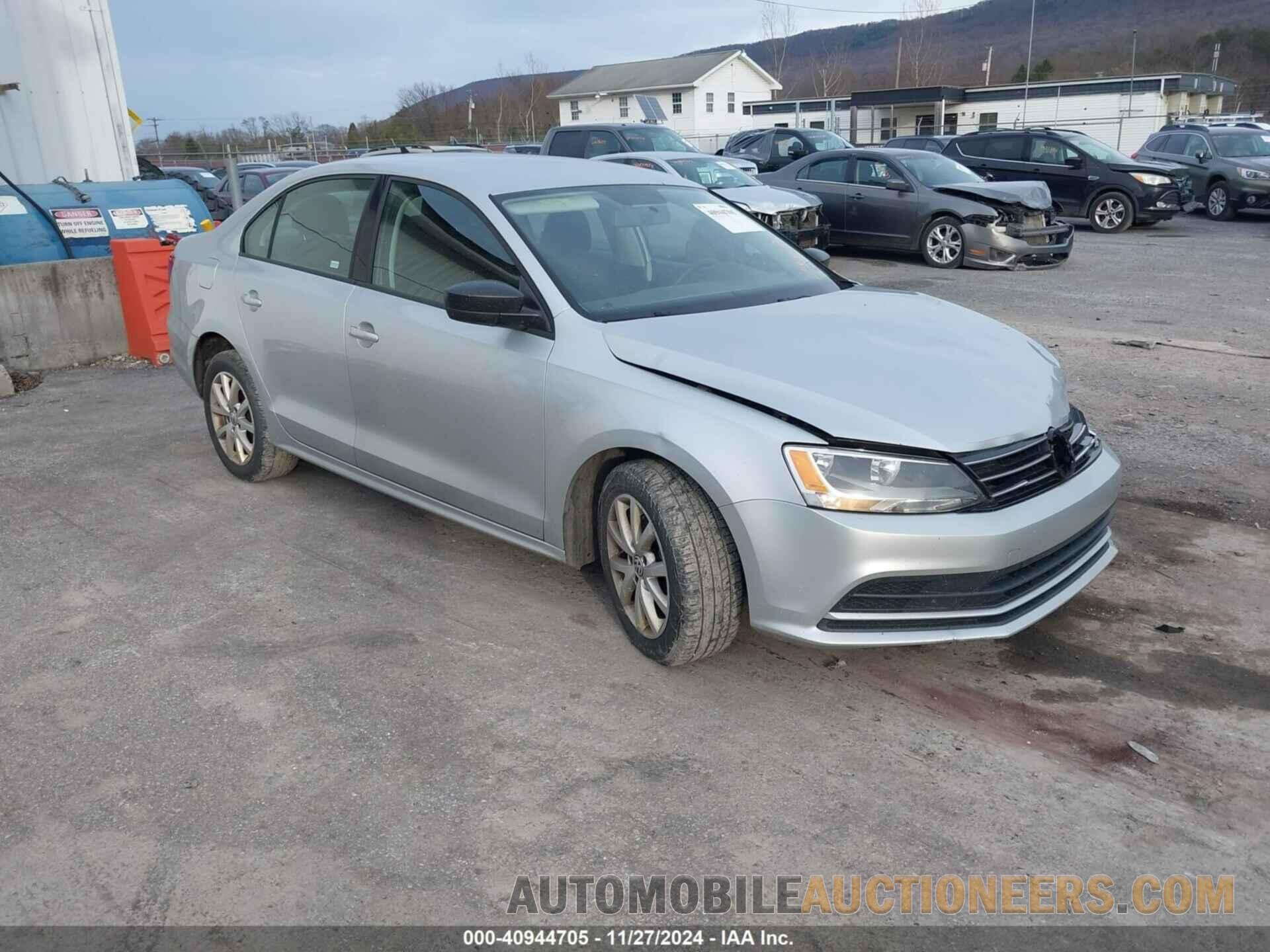 3VWD17AJ1FM321157 VOLKSWAGEN JETTA 2015