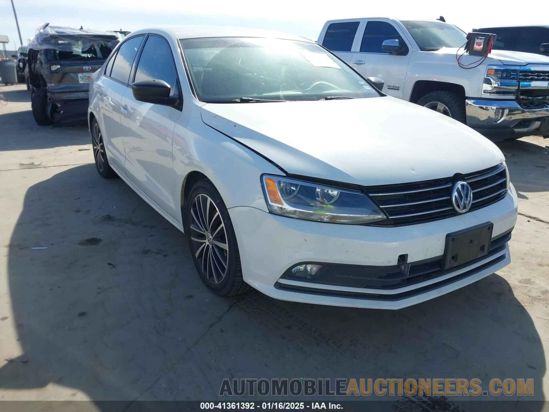 3VWD17AJ1GM351986 VOLKSWAGEN JETTA 2016