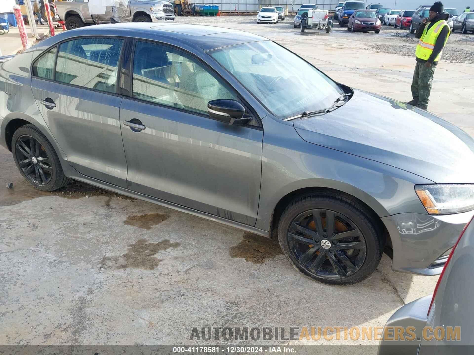 3VWD17AJ1JM257940 VOLKSWAGEN JETTA 2018