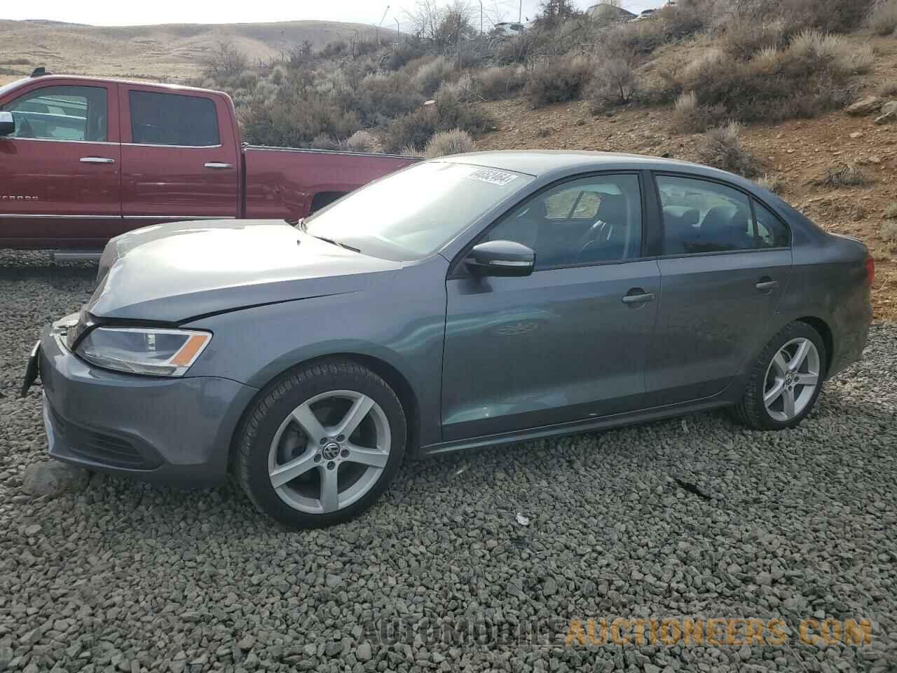 3VWD17AJ2EM232230 VOLKSWAGEN JETTA 2014