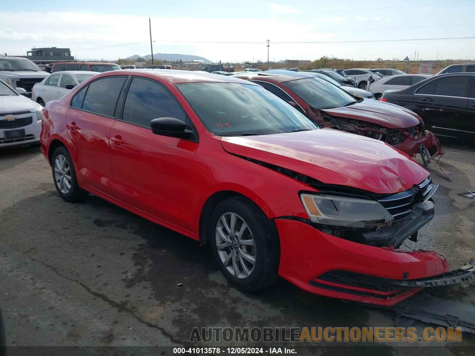 3VWD17AJ2FM332295 VOLKSWAGEN JETTA 2015