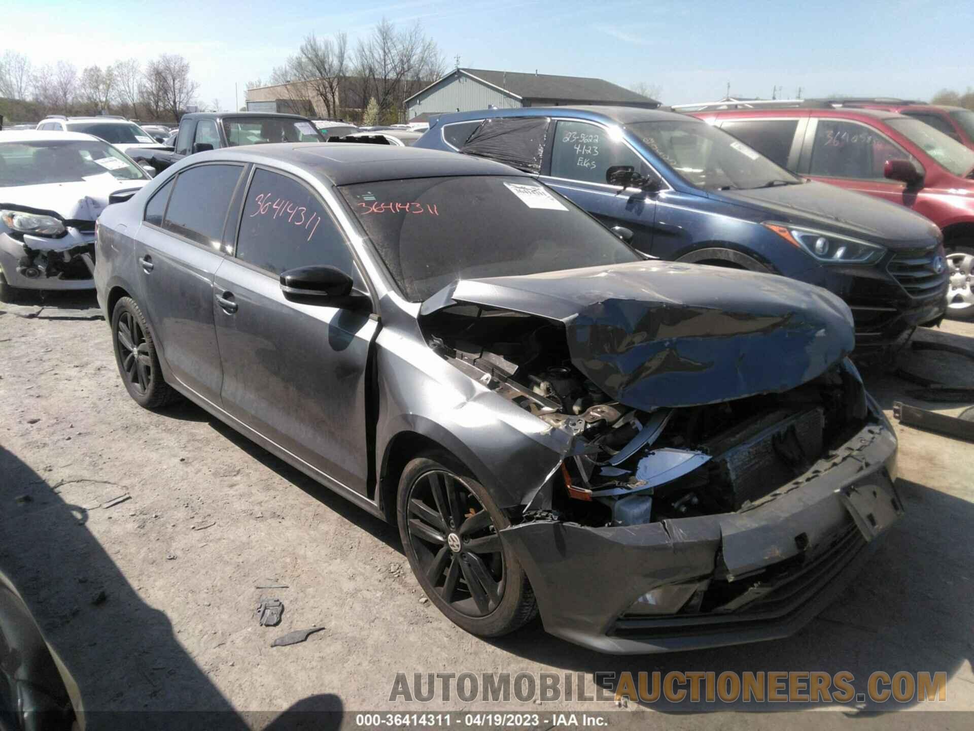 3VWD17AJ3JM227211 VOLKSWAGEN JETTA 2018