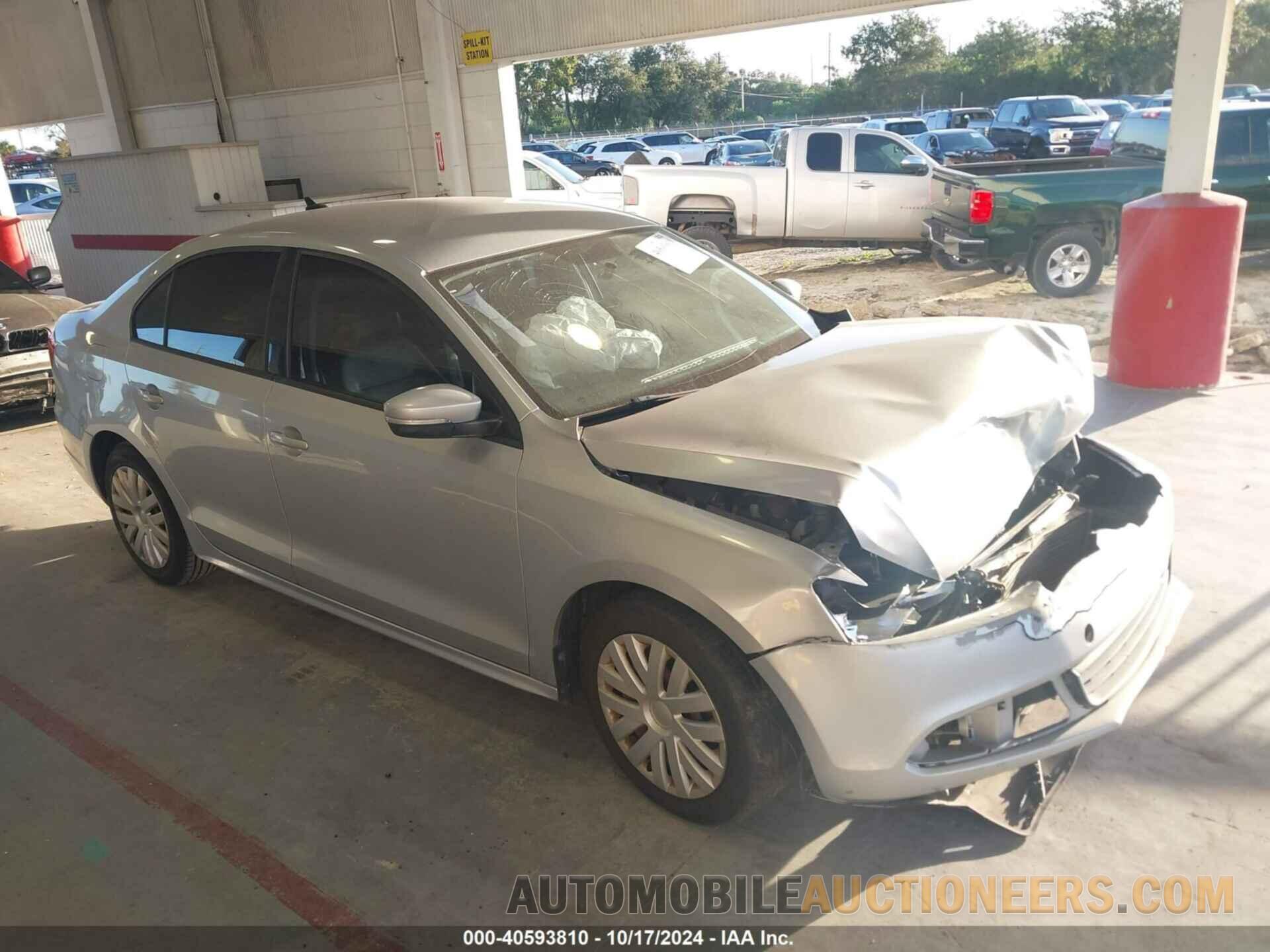 3VWD17AJ4EM238983 VOLKSWAGEN JETTA 2014