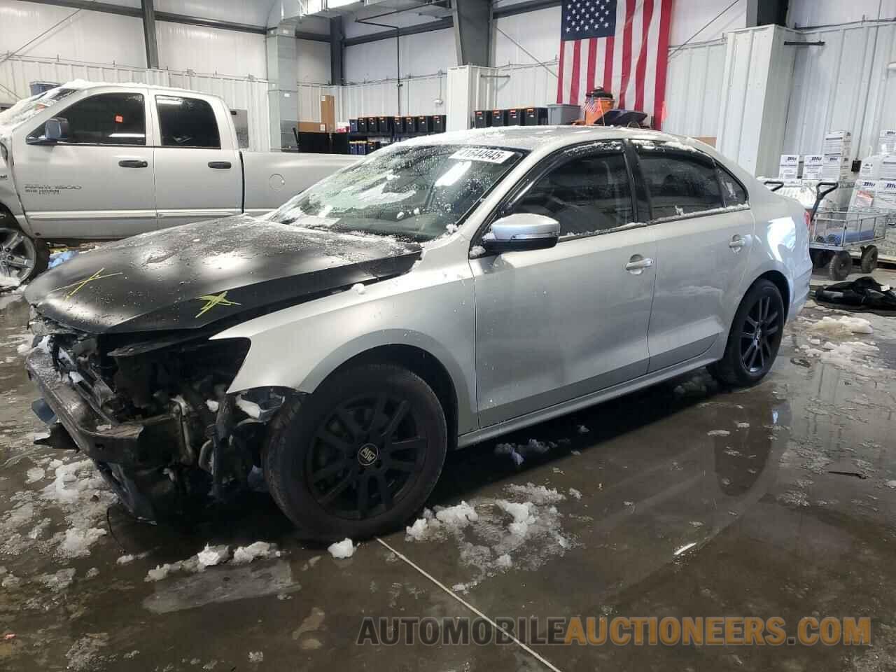 3VWD17AJ4EM360484 VOLKSWAGEN JETTA 2014