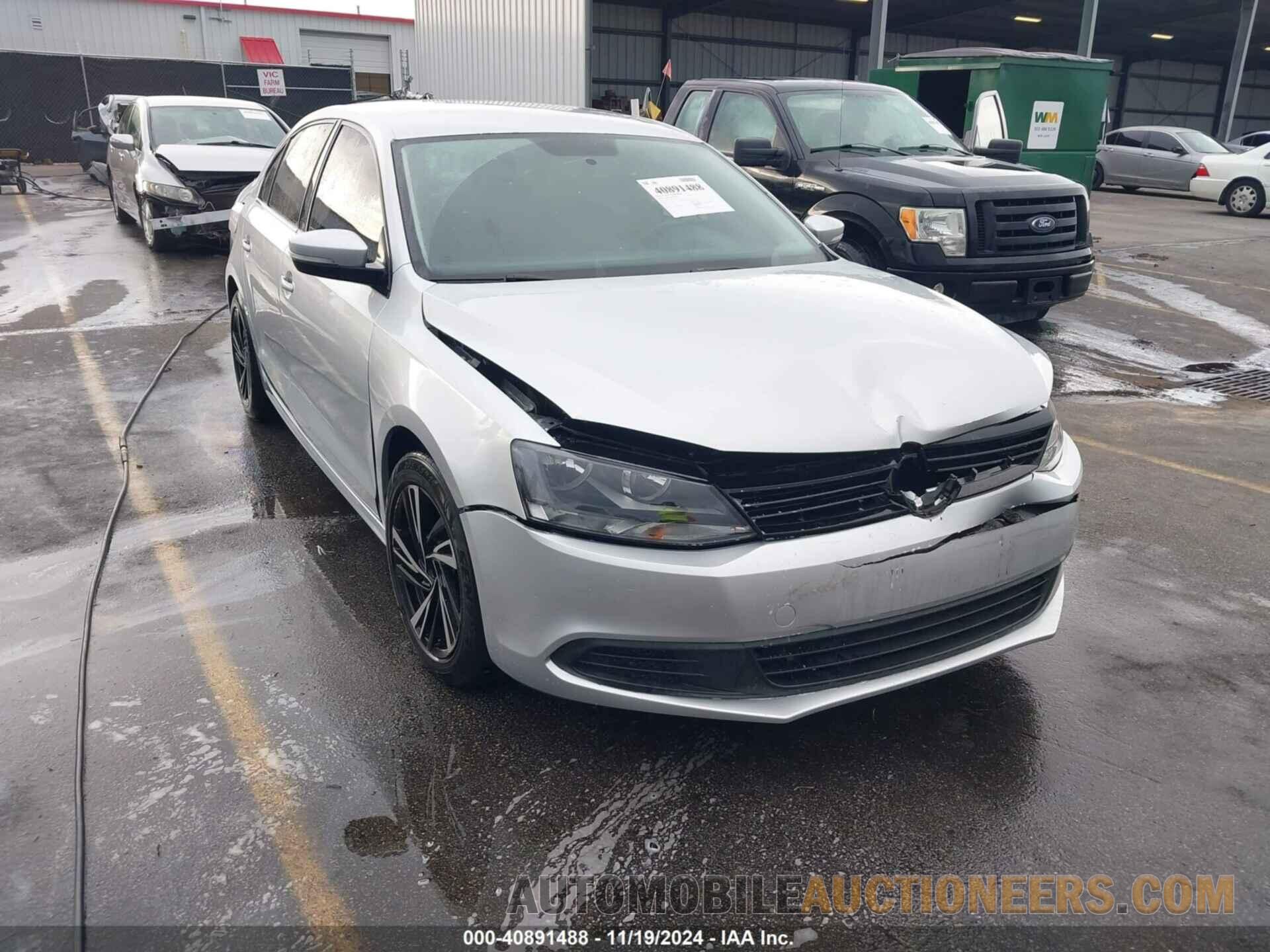 3VWD17AJ4EM364728 VOLKSWAGEN JETTA 2014