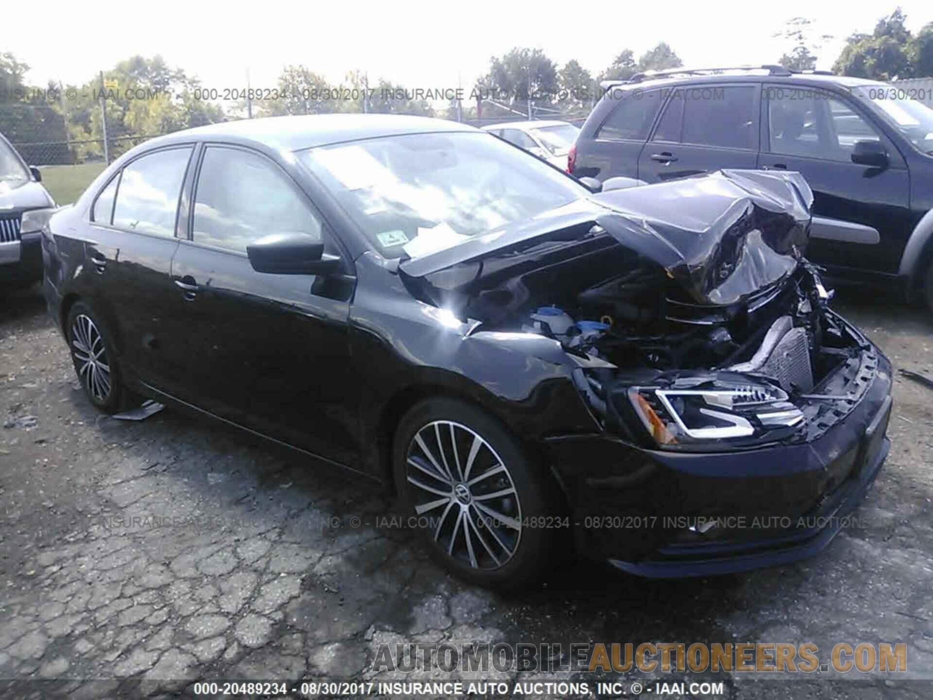 3VWD17AJ4FM348062 Volkswagen Jetta 2015