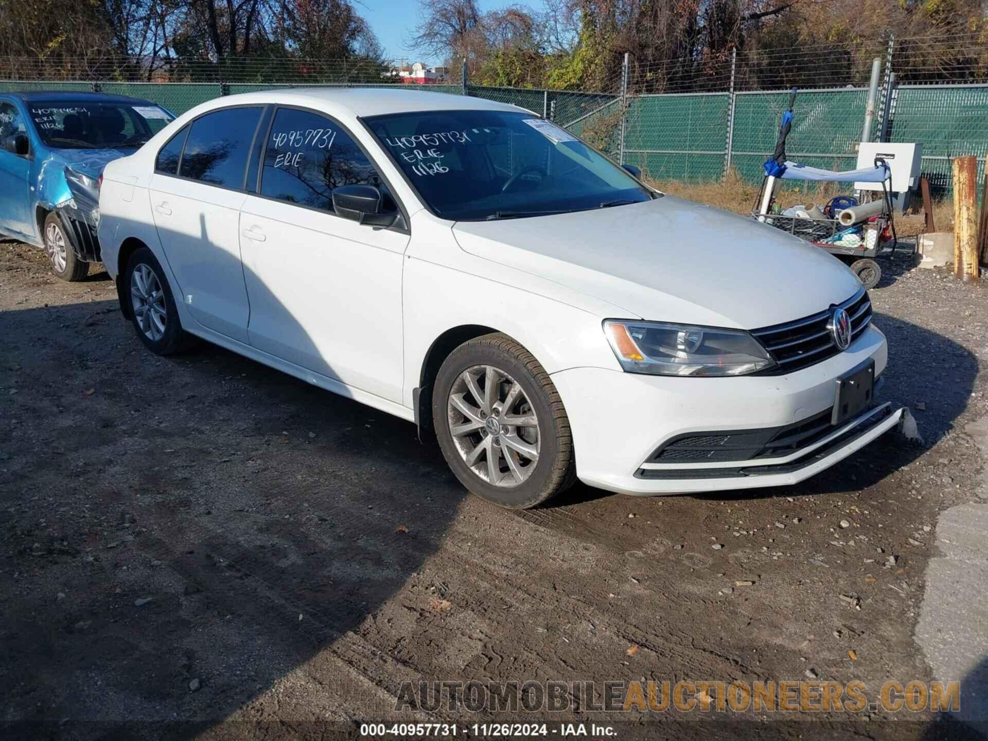 3VWD17AJ4FM352449 VOLKSWAGEN JETTA 2015