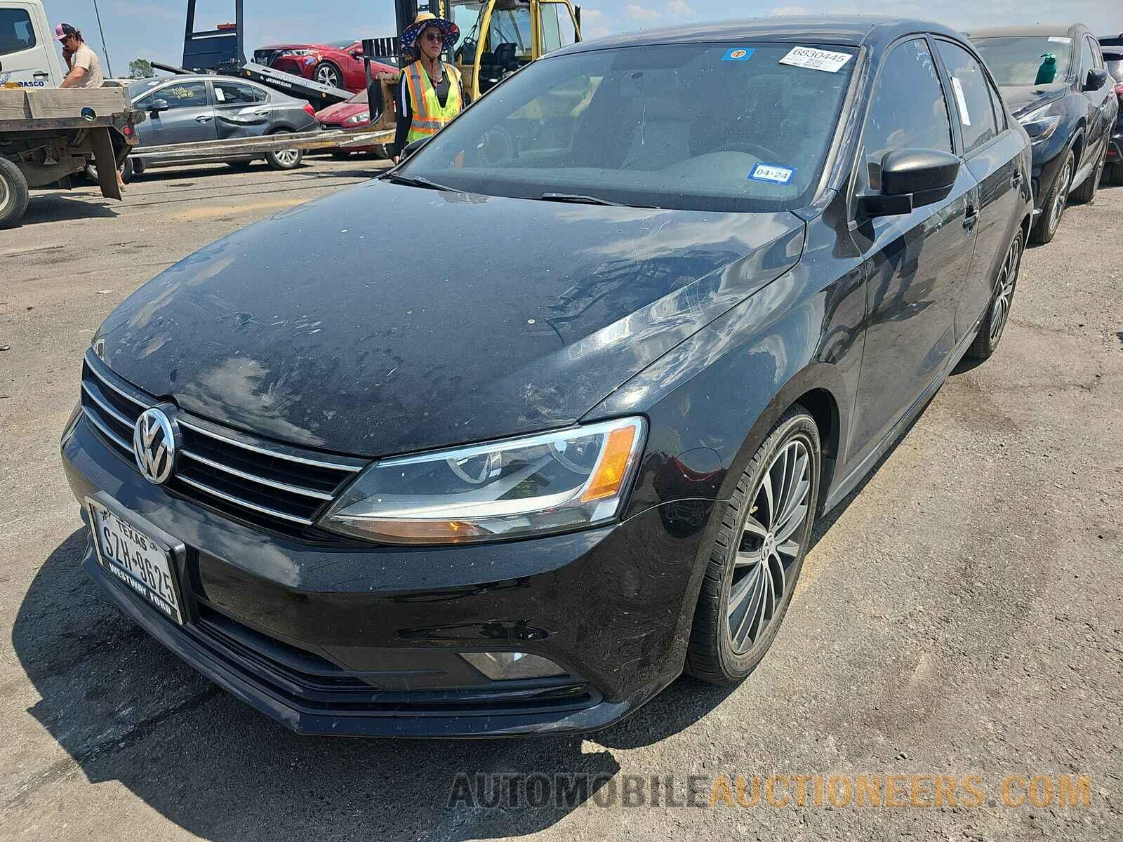 3VWD17AJ4GM307738 Volkswagen Jetta 2016