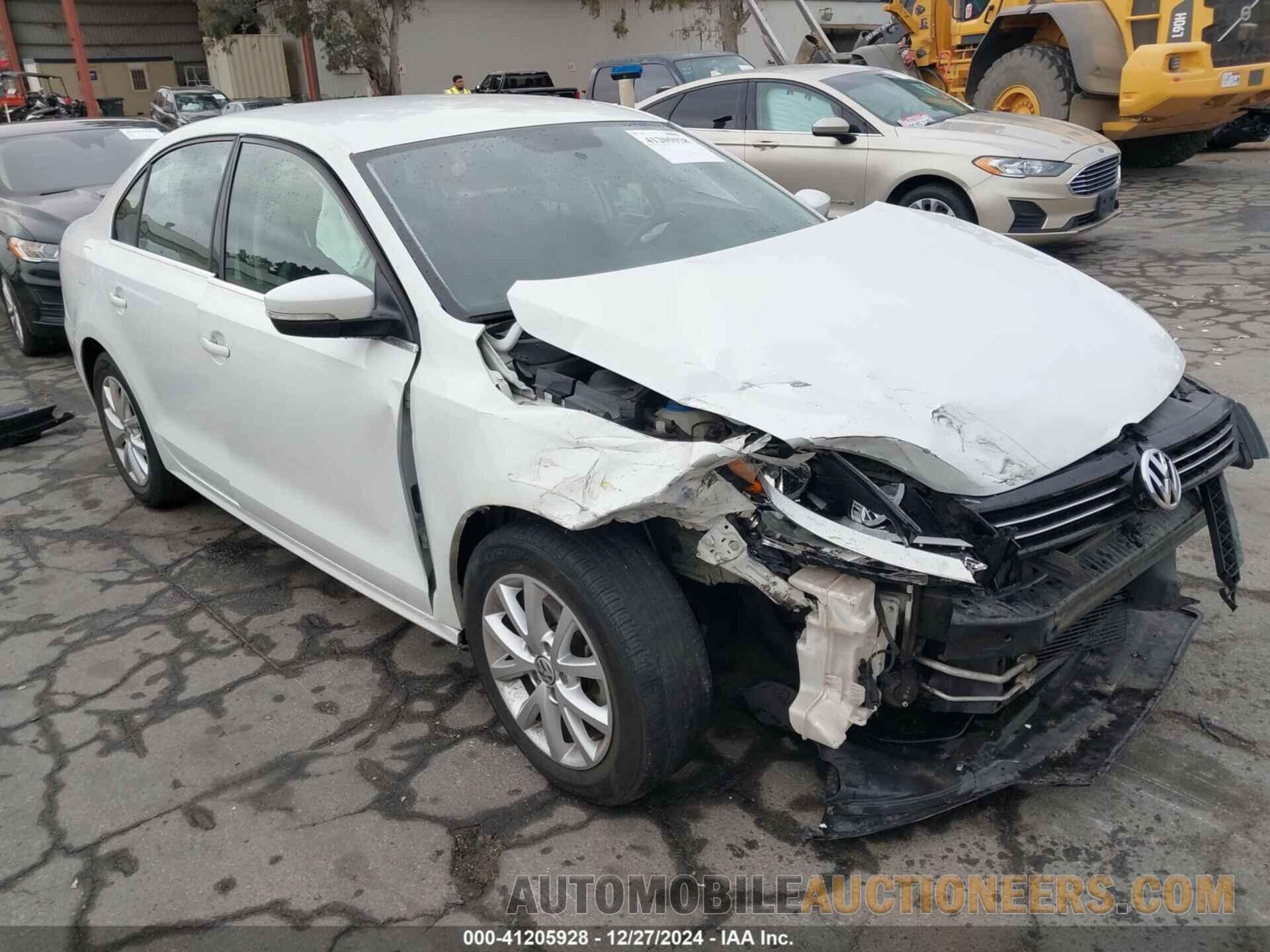 3VWD17AJ5EM301783 VOLKSWAGEN JETTA 2014