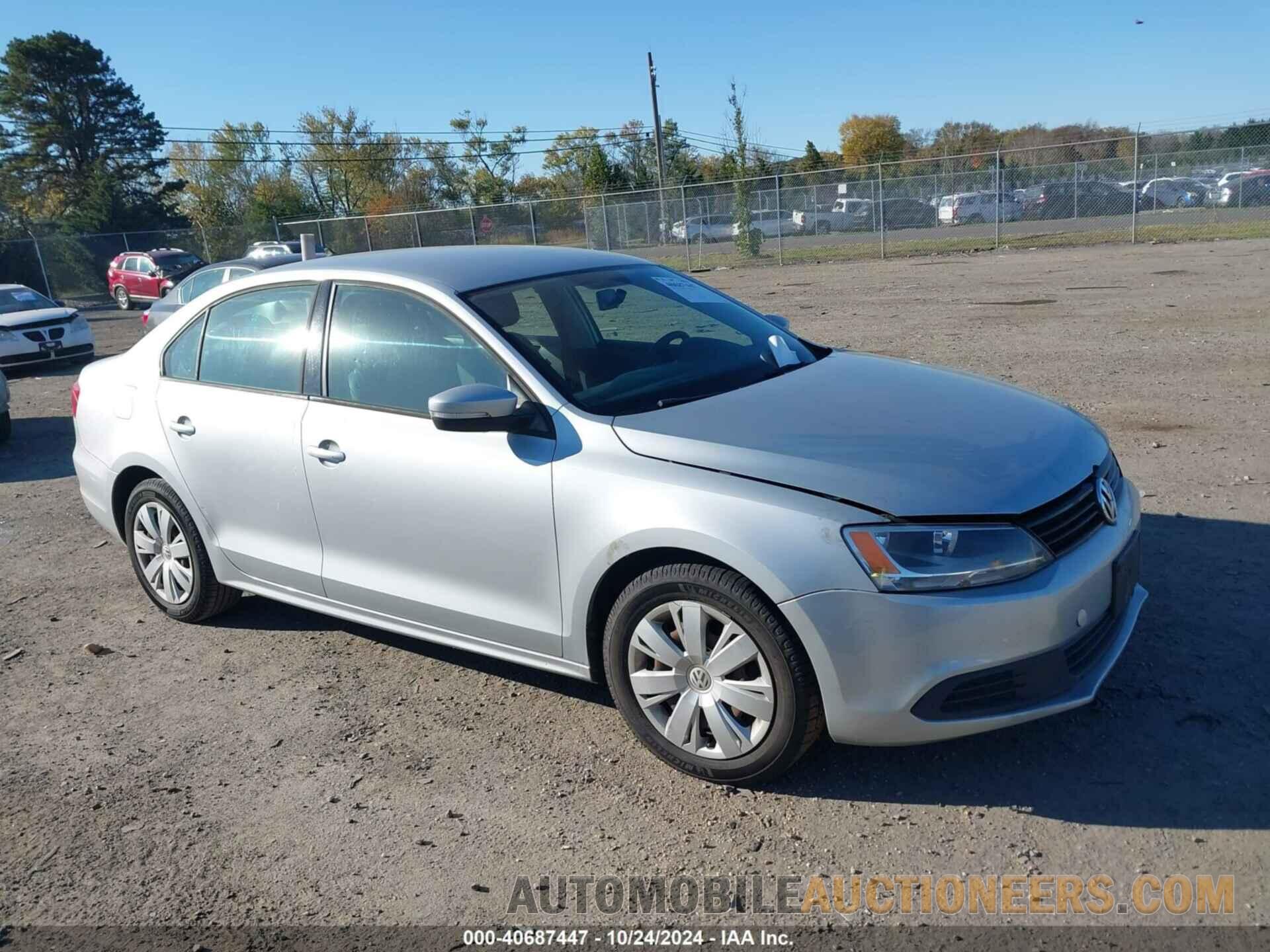 3VWD17AJ5EM359313 VOLKSWAGEN JETTA 2014