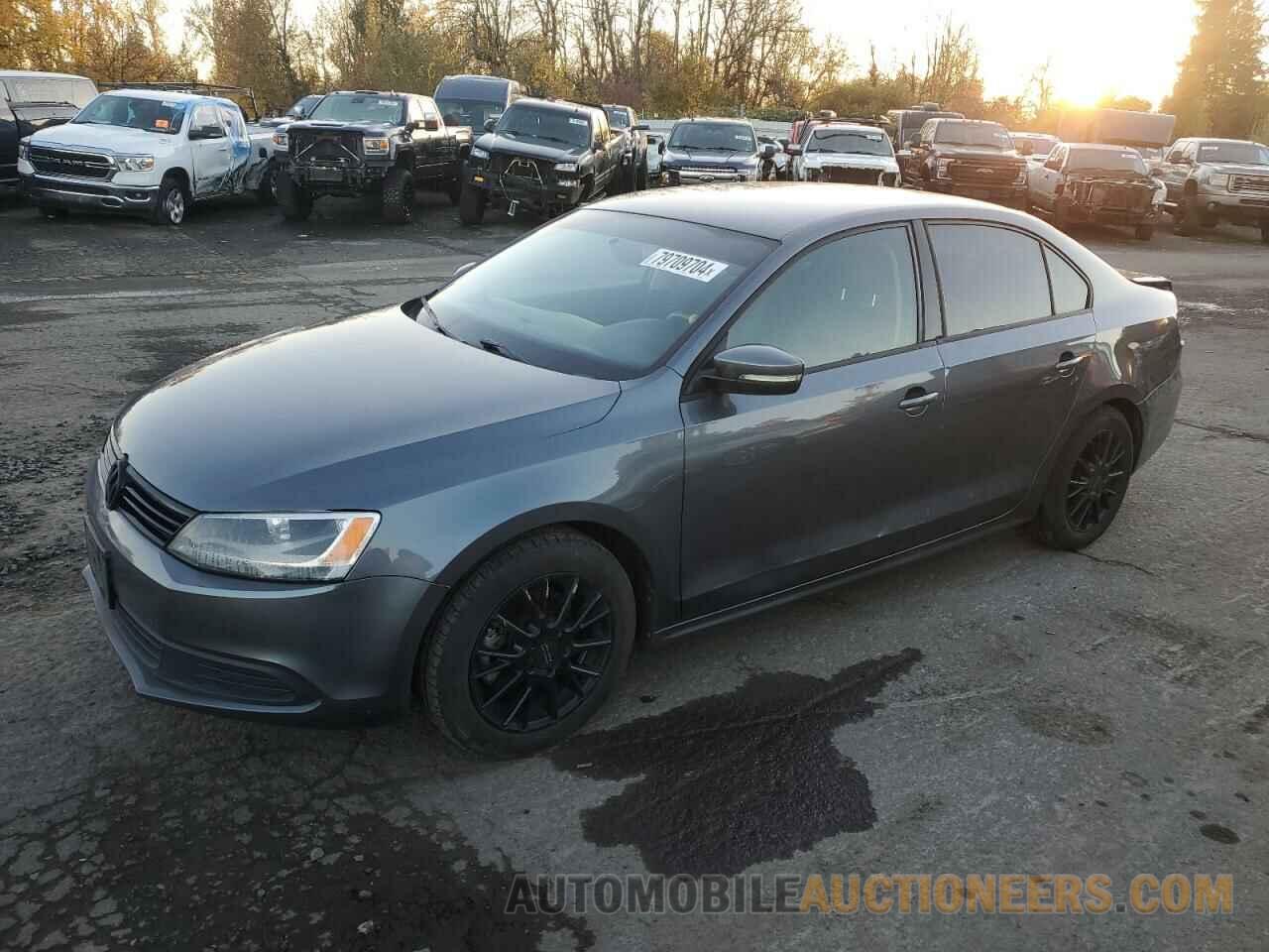 3VWD17AJ5EM397415 VOLKSWAGEN JETTA 2014