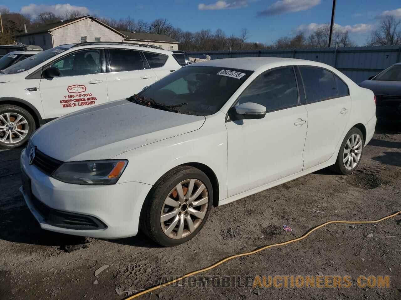 3VWD17AJ5EM417565 VOLKSWAGEN JETTA 2014