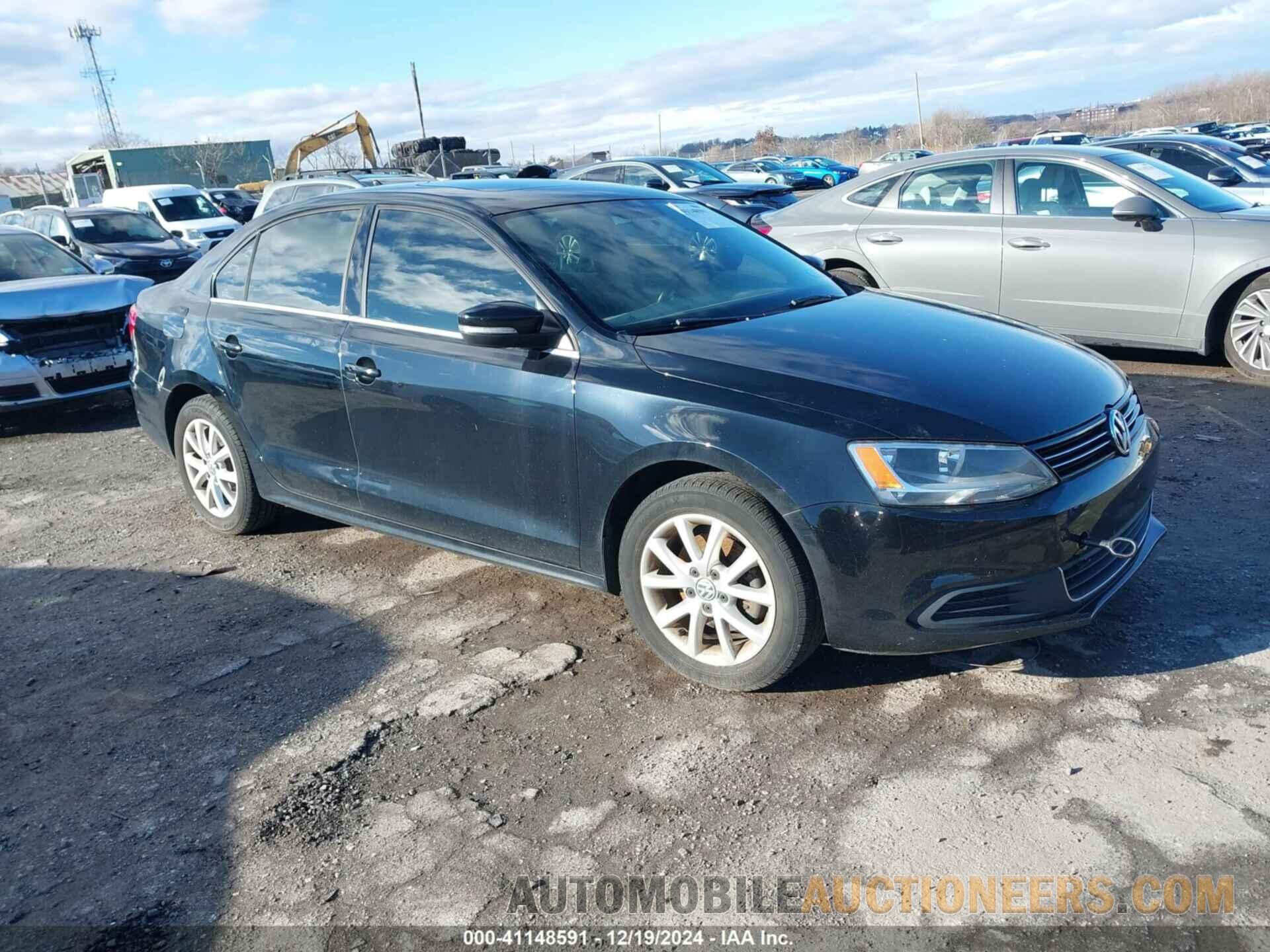 3VWD17AJ5EM433832 VOLKSWAGEN JETTA 2014