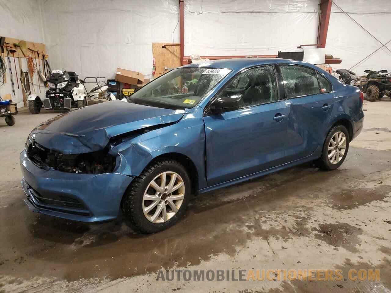 3VWD17AJ5FM418975 VOLKSWAGEN JETTA 2015