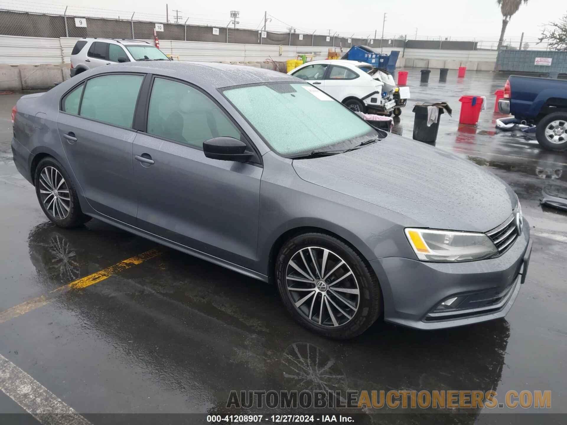 3VWD17AJ5GM237764 VOLKSWAGEN JETTA 2016