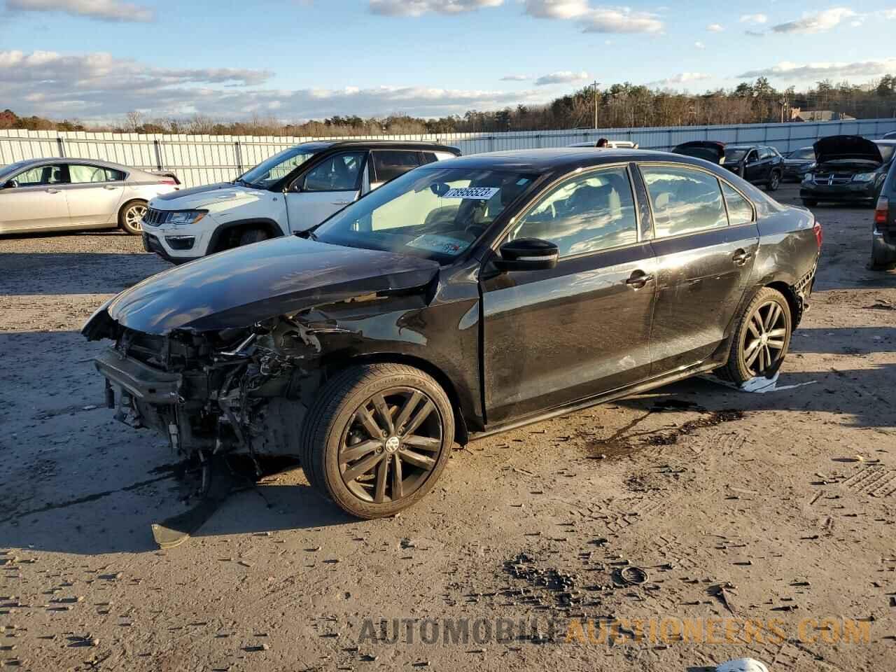 3VWD17AJ5JM218087 VOLKSWAGEN JETTA 2018