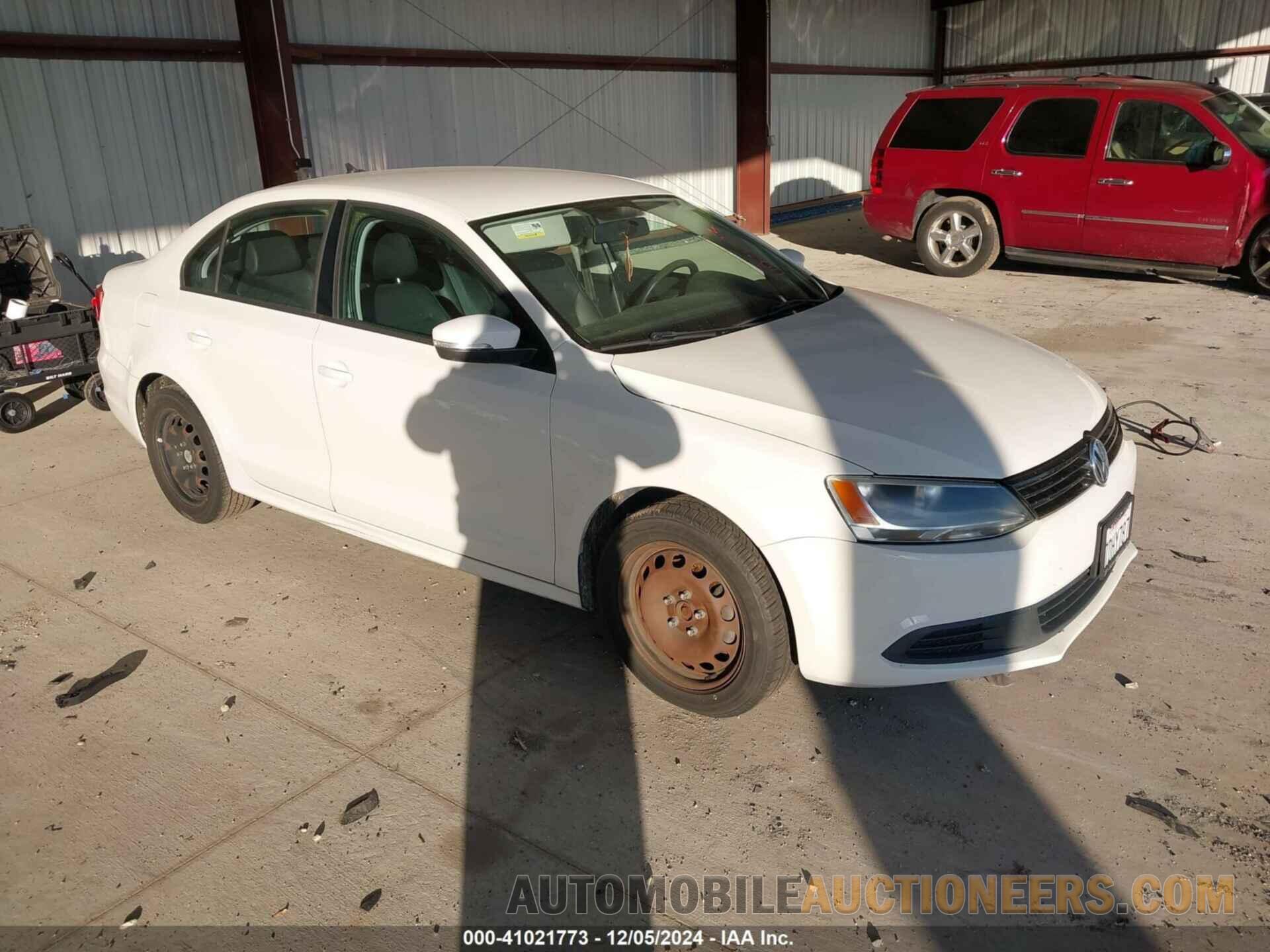 3VWD17AJ6EM390702 VOLKSWAGEN JETTA 2014