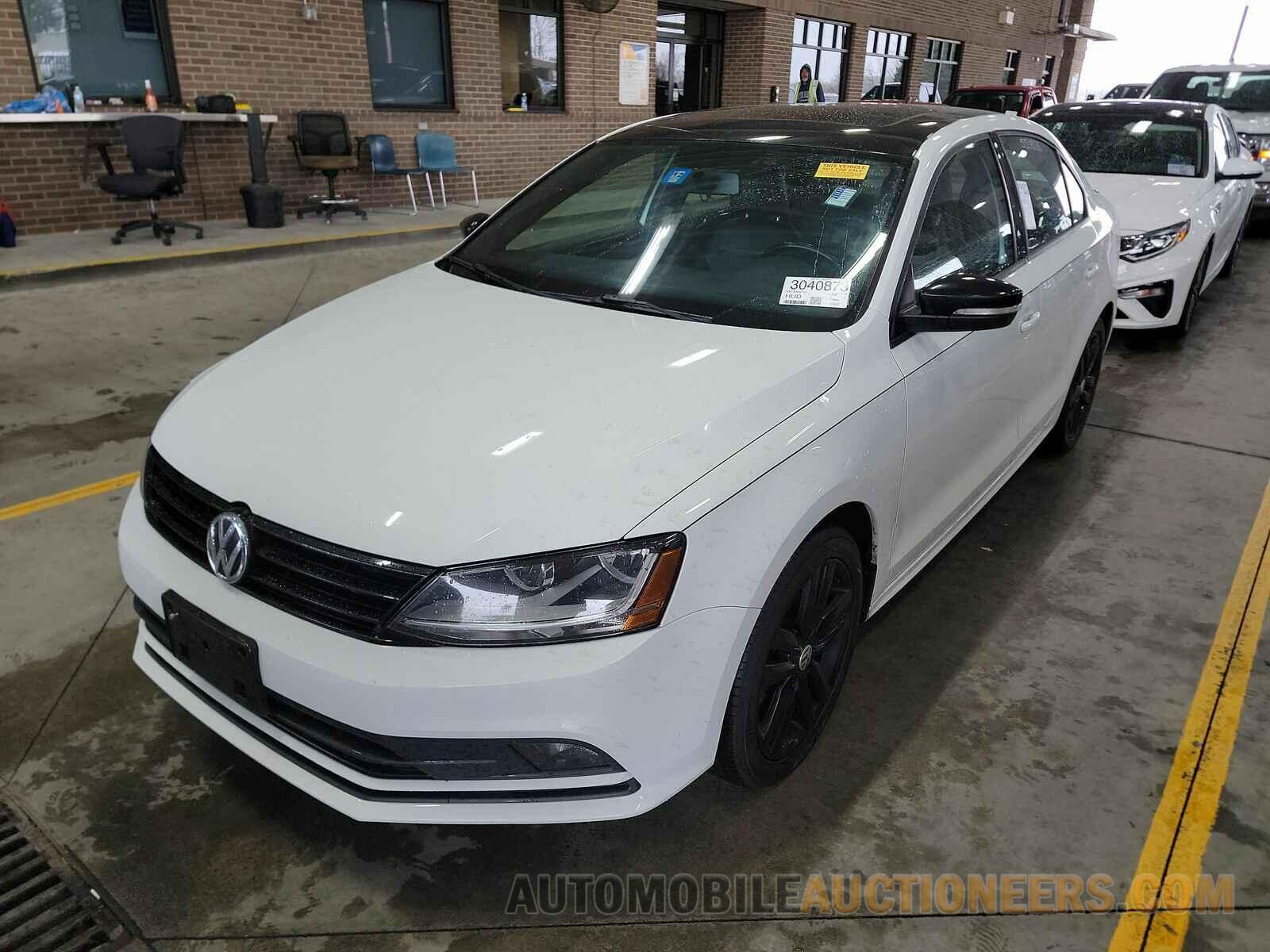 3VWD17AJ7JM252757 Volkswagen Jetta 2018