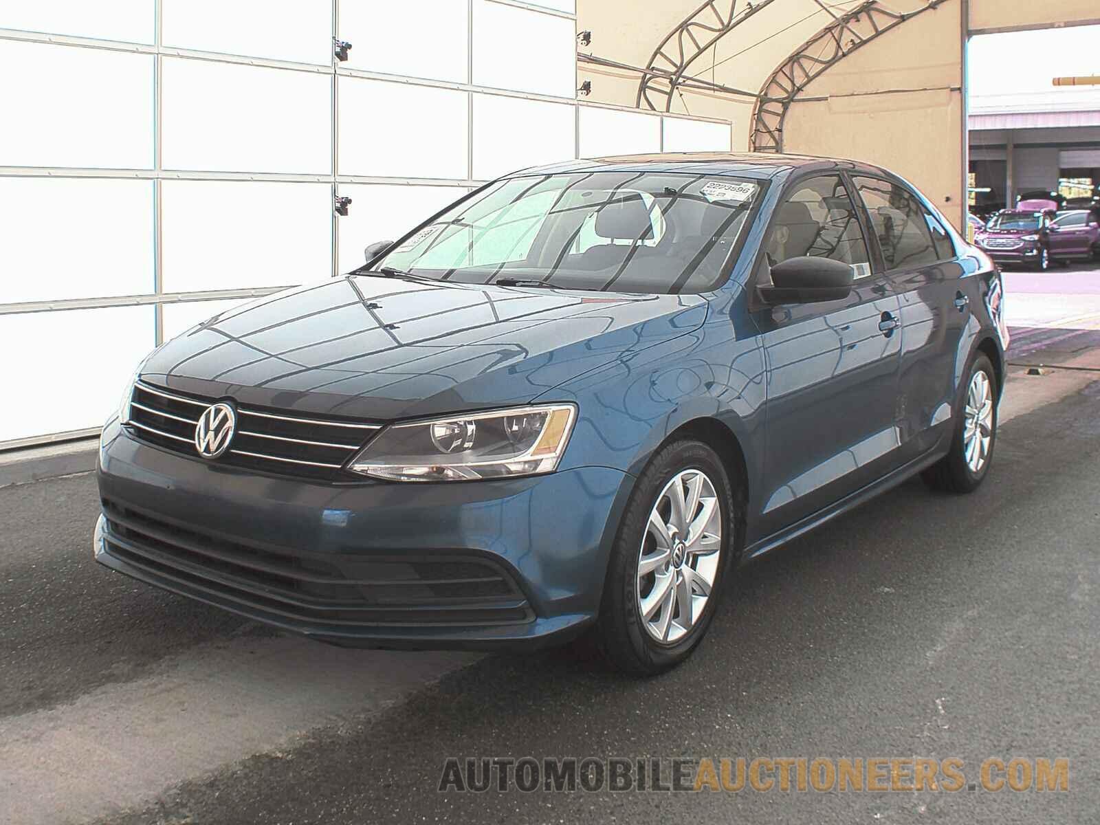 3VWD17AJ8FM240110 Volkswagen Jetta 2015