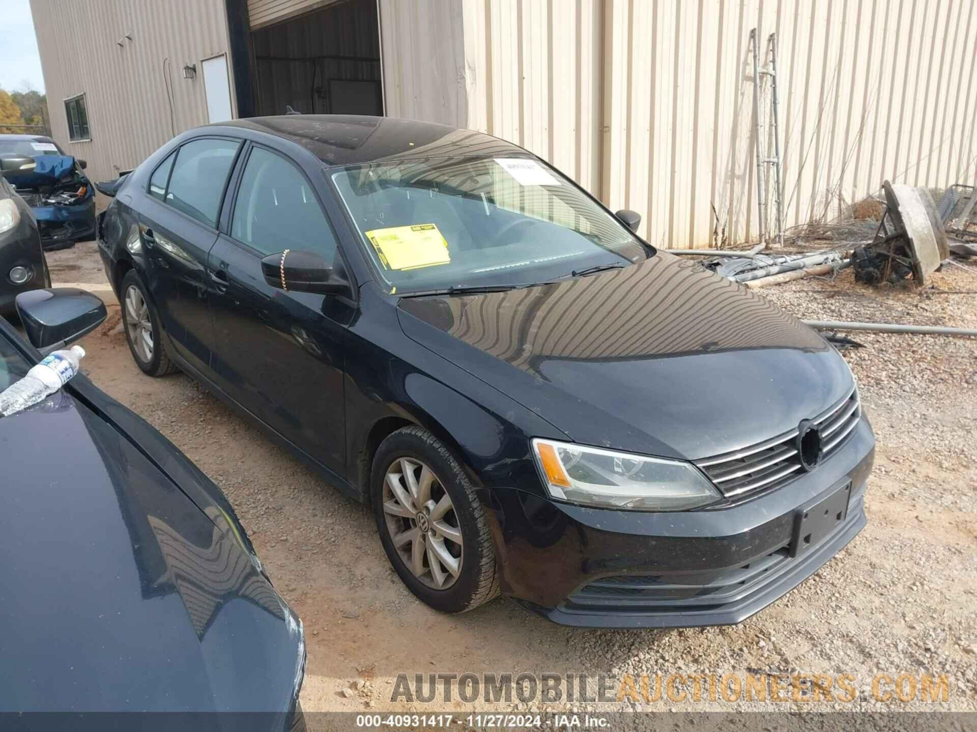 3VWD17AJ8FM271776 VOLKSWAGEN JETTA 2015