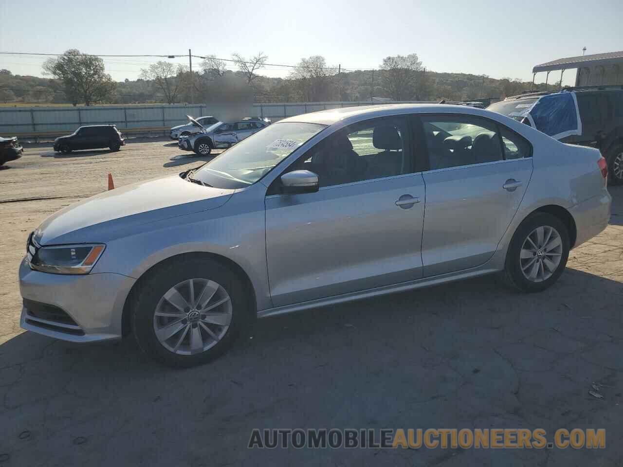 3VWD17AJ8FM285127 VOLKSWAGEN JETTA 2015