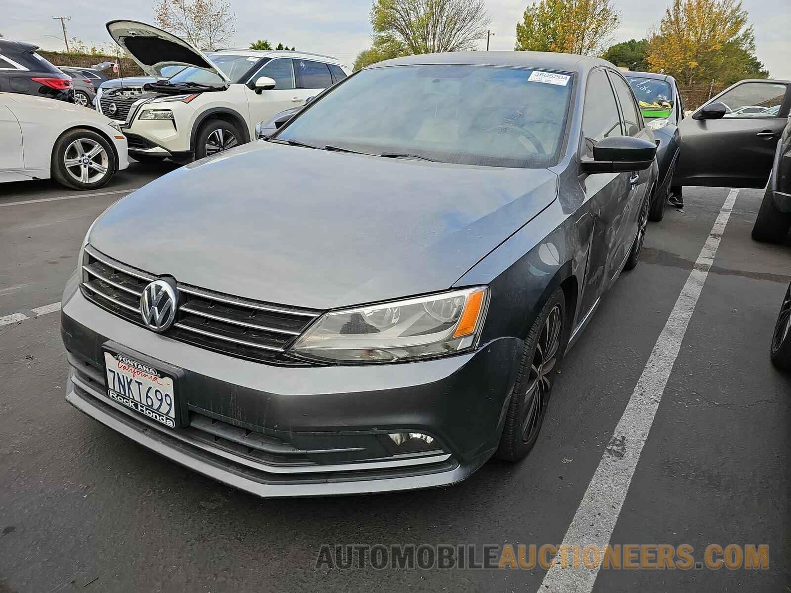 3VWD17AJ8GM224720 Volkswagen Jetta 2016