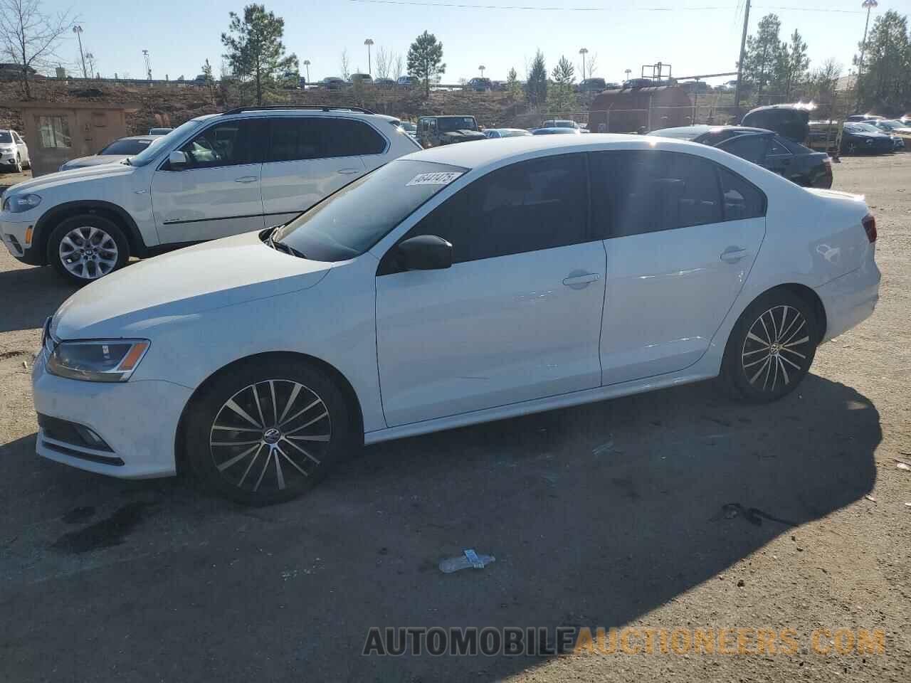 3VWD17AJ8GM268846 VOLKSWAGEN JETTA 2016