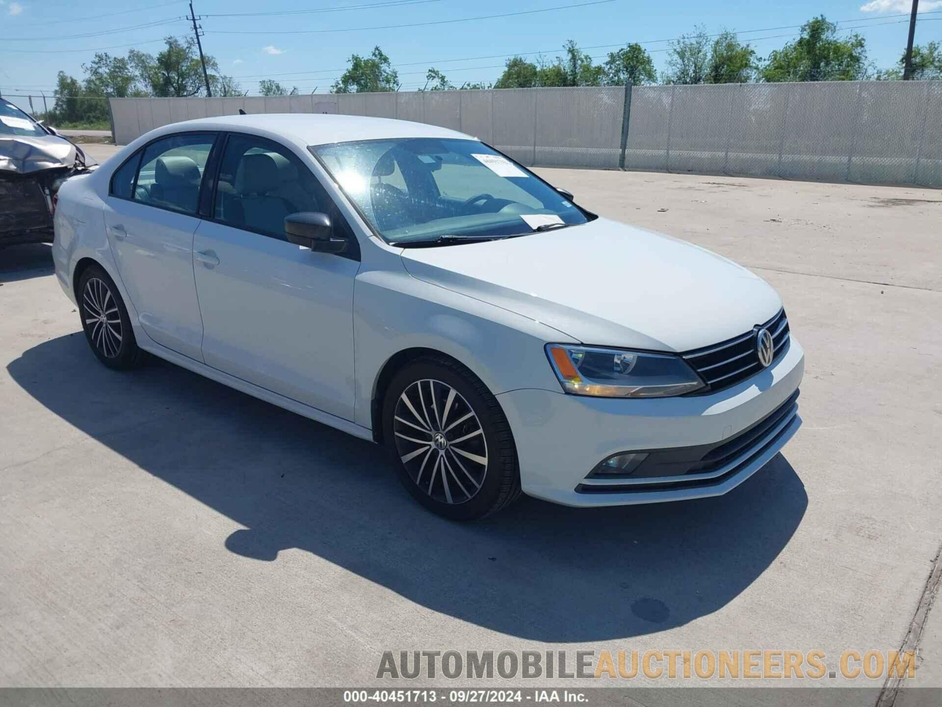 3VWD17AJ9FM345836 VOLKSWAGEN JETTA 2015