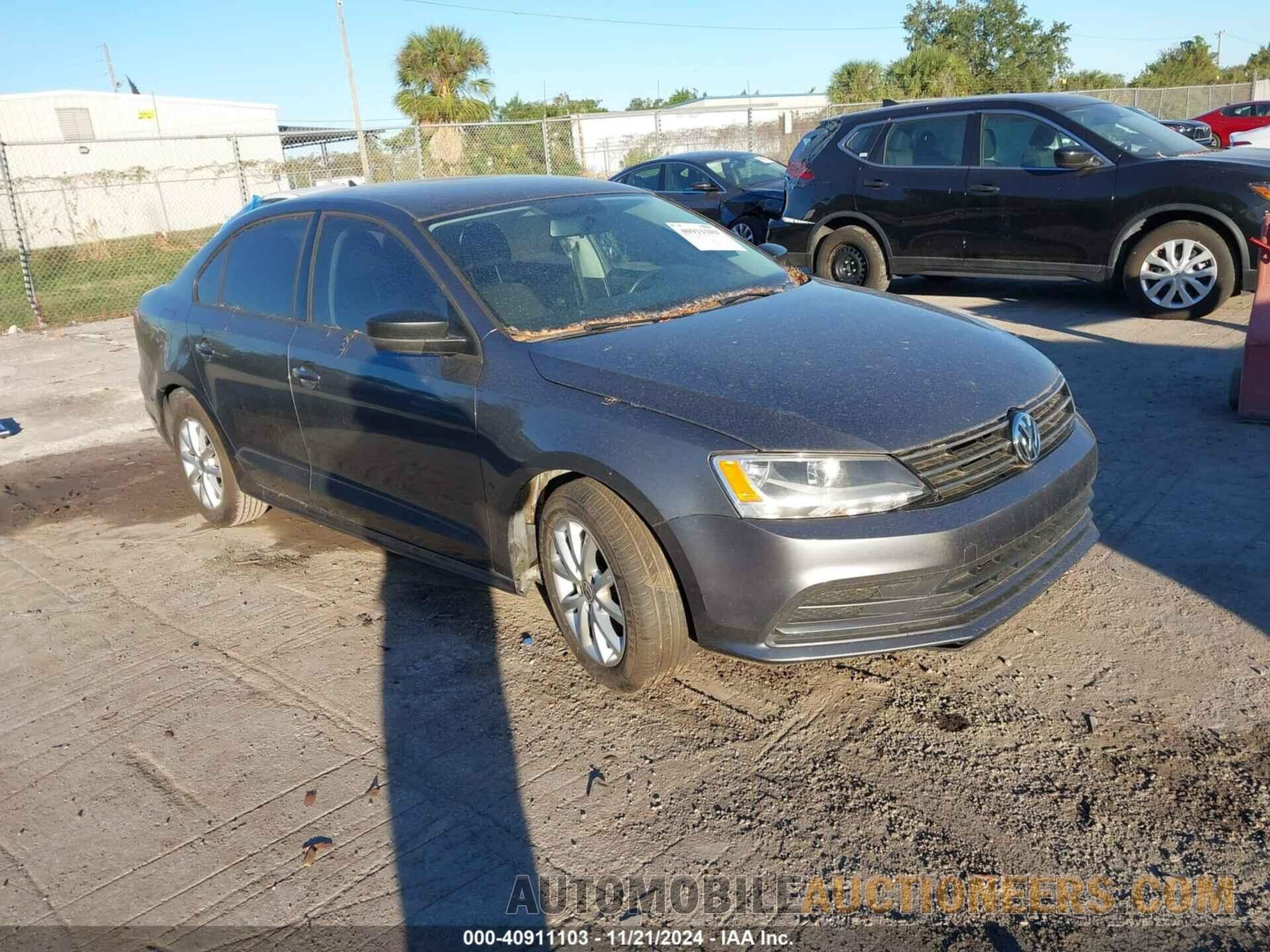 3VWD17AJXFM260858 VOLKSWAGEN JETTA 2015