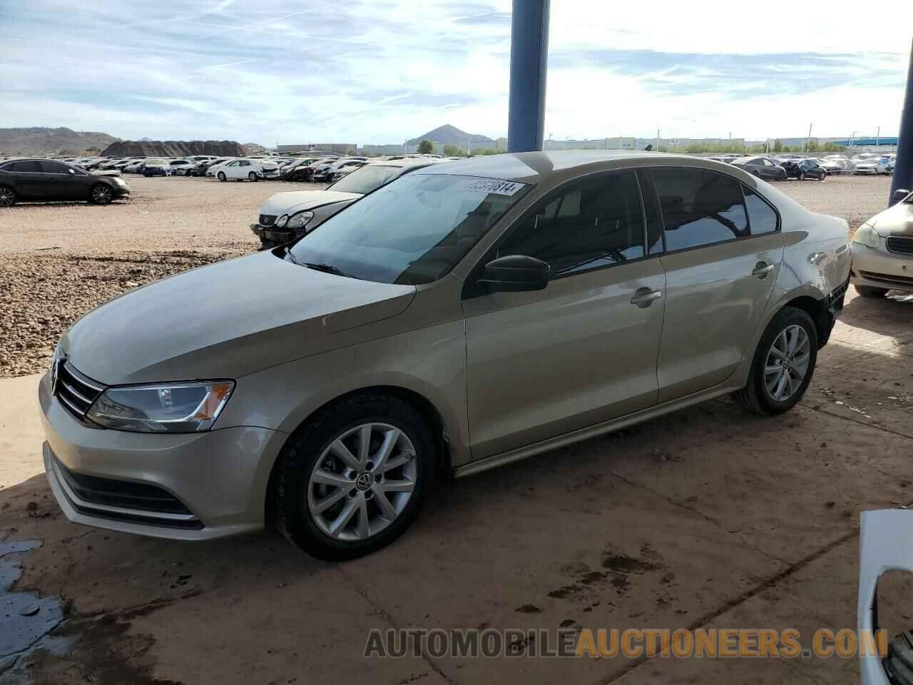 3VWD17AJXFM403632 VOLKSWAGEN JETTA 2015