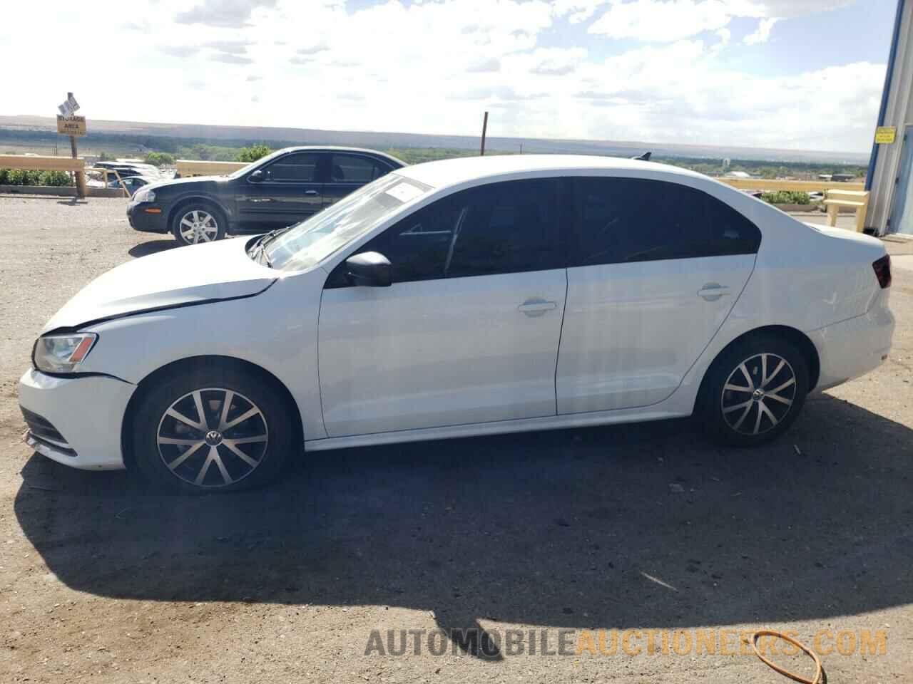 3VWD67AJ3GM326041 VOLKSWAGEN JETTA 2016