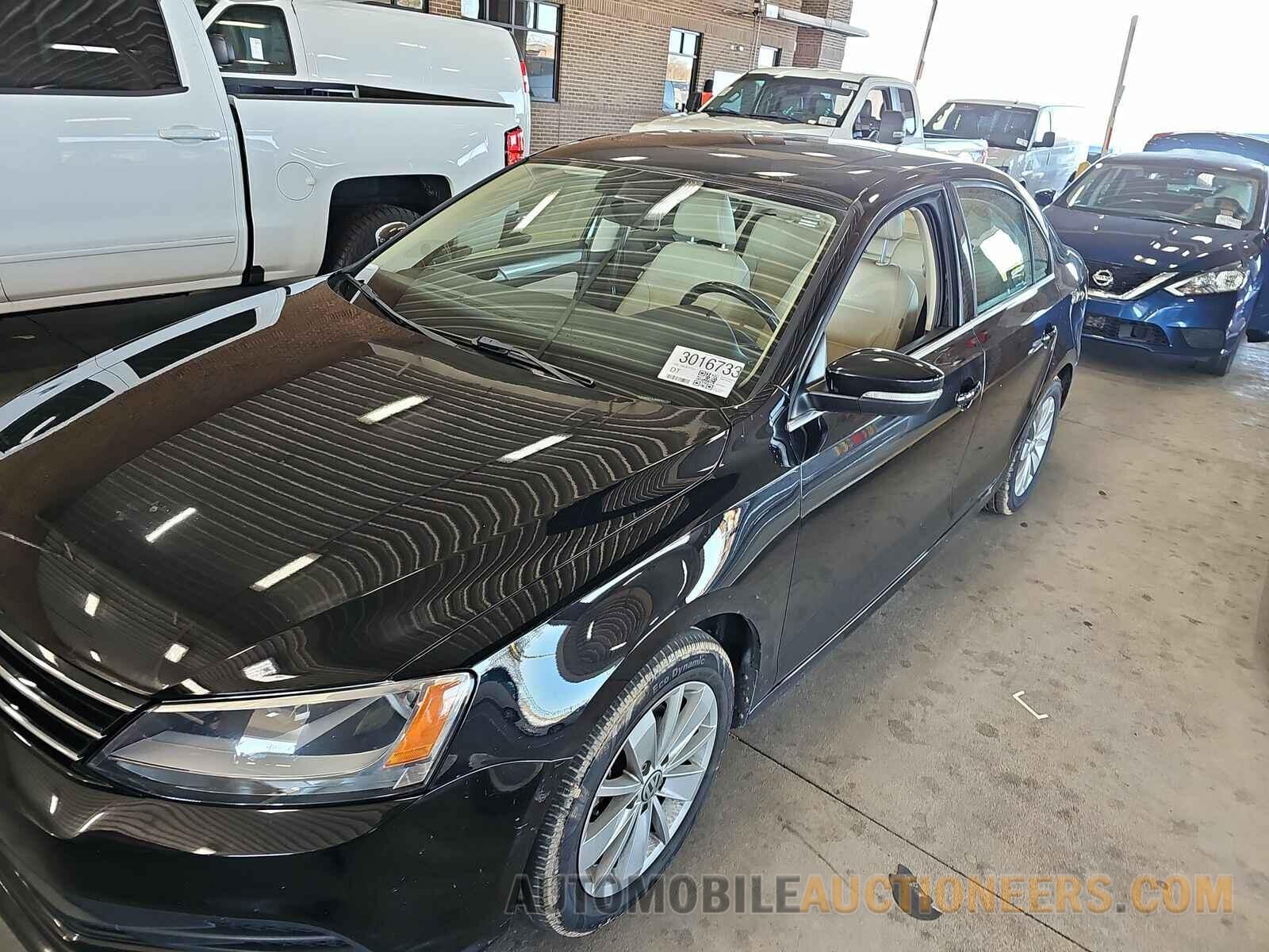 3VWD67AJ5GM307703 Volkswagen Jetta 2016