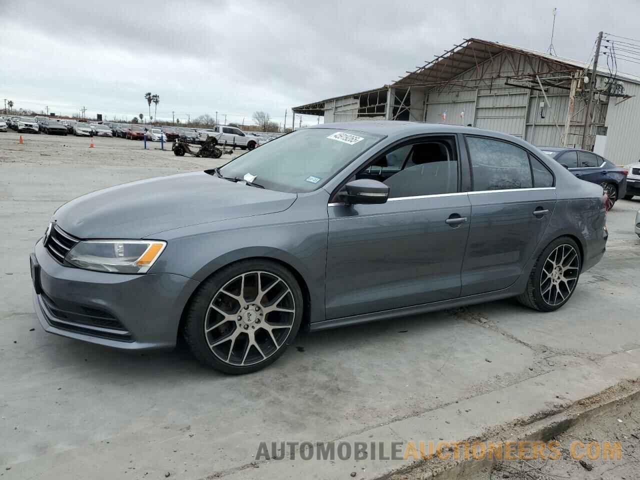 3VWD67AJ9GM405925 VOLKSWAGEN JETTA 2016