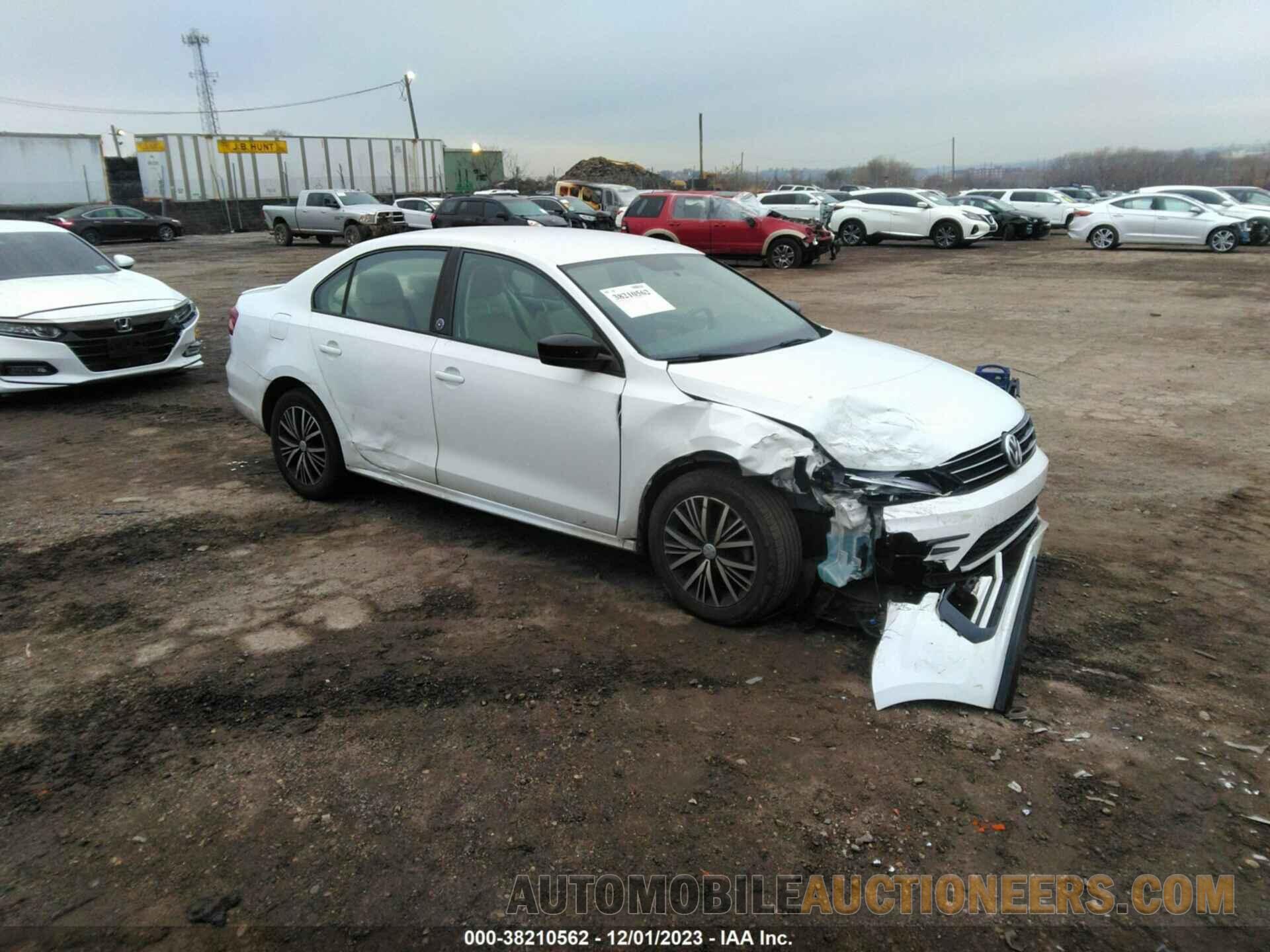 3VWDB7AJ1JM204099 VOLKSWAGEN JETTA 2018