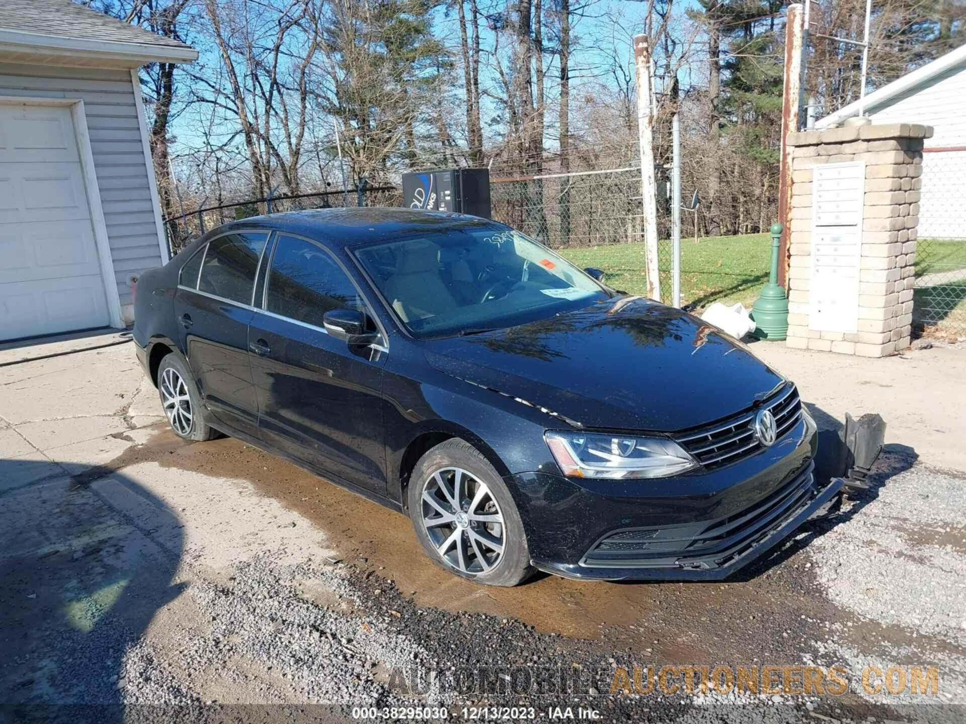 3VWDB7AJ1JM257854 VOLKSWAGEN JETTA 2018