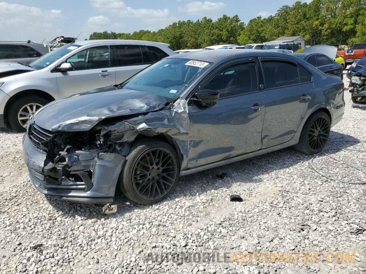 3VWDB7AJ2JM205245 VOLKSWAGEN JETTA 2018