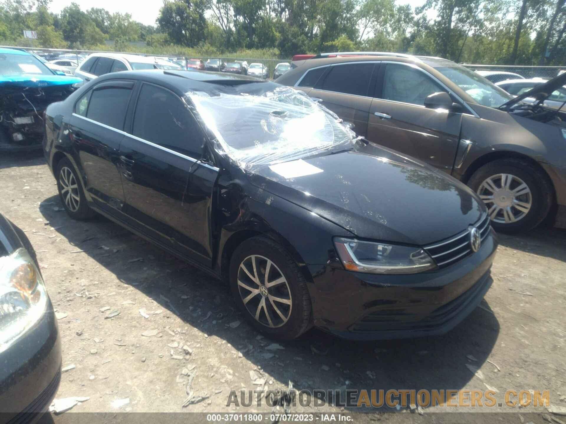 3VWDB7AJ2JM244692 VOLKSWAGEN JETTA 2018