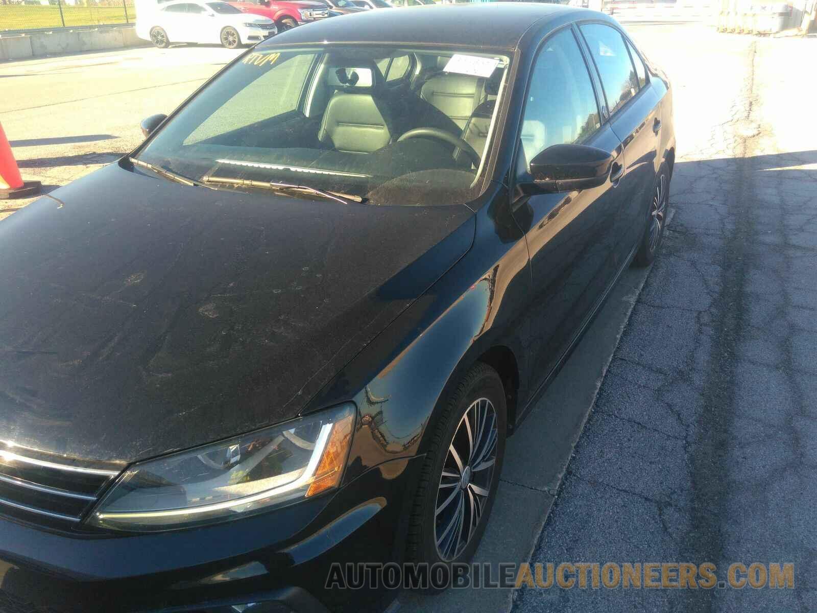 3VWDB7AJ2JM249567 Volkswagen Jetta 2018