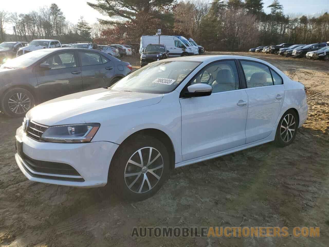 3VWDB7AJ2JM256633 VOLKSWAGEN JETTA 2018