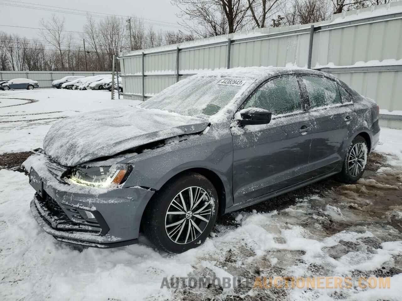 3VWDB7AJ2JM257183 VOLKSWAGEN JETTA 2018