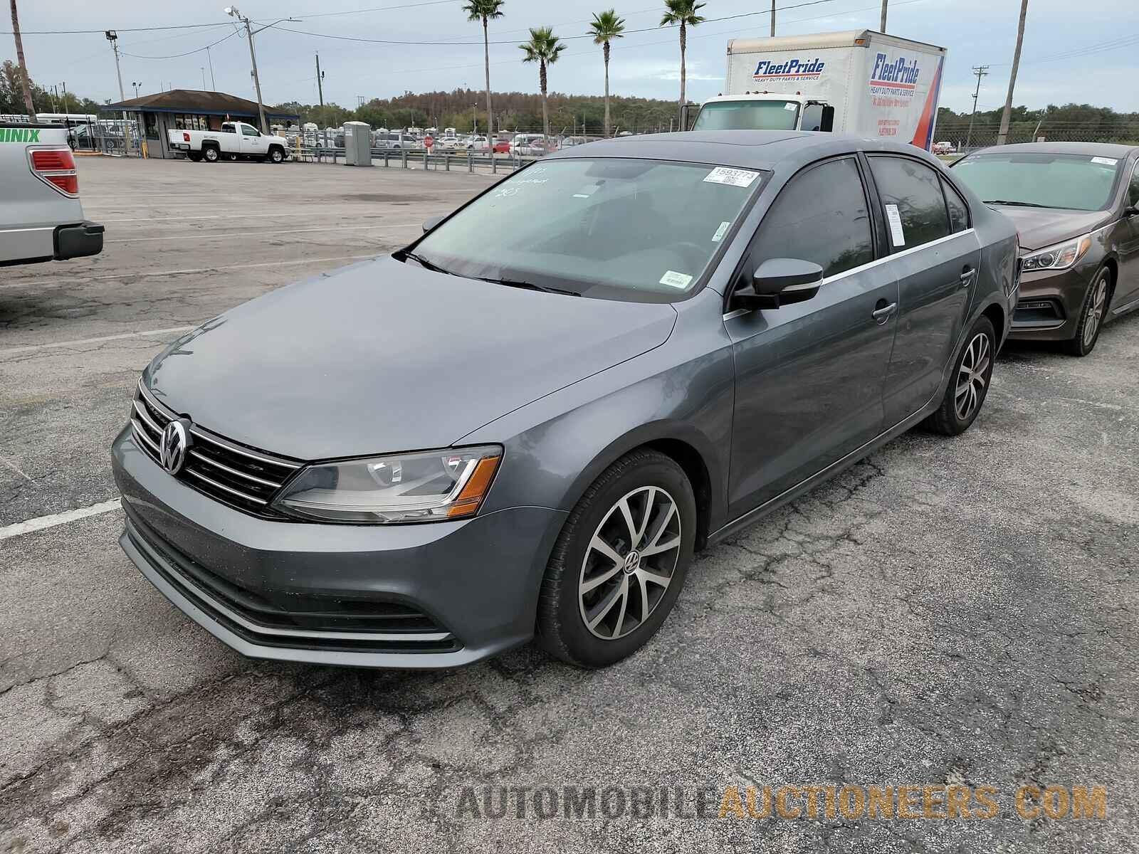 3VWDB7AJ5HM325454 Volkswagen Jetta 2017