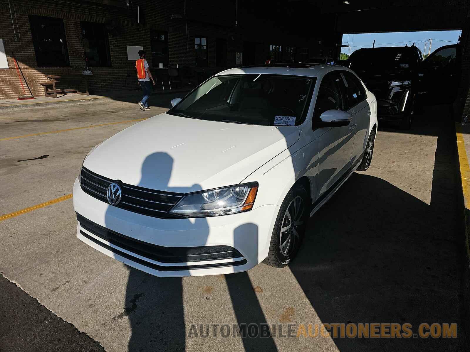 3VWDB7AJ5HM335305 Volkswagen Jetta 2017