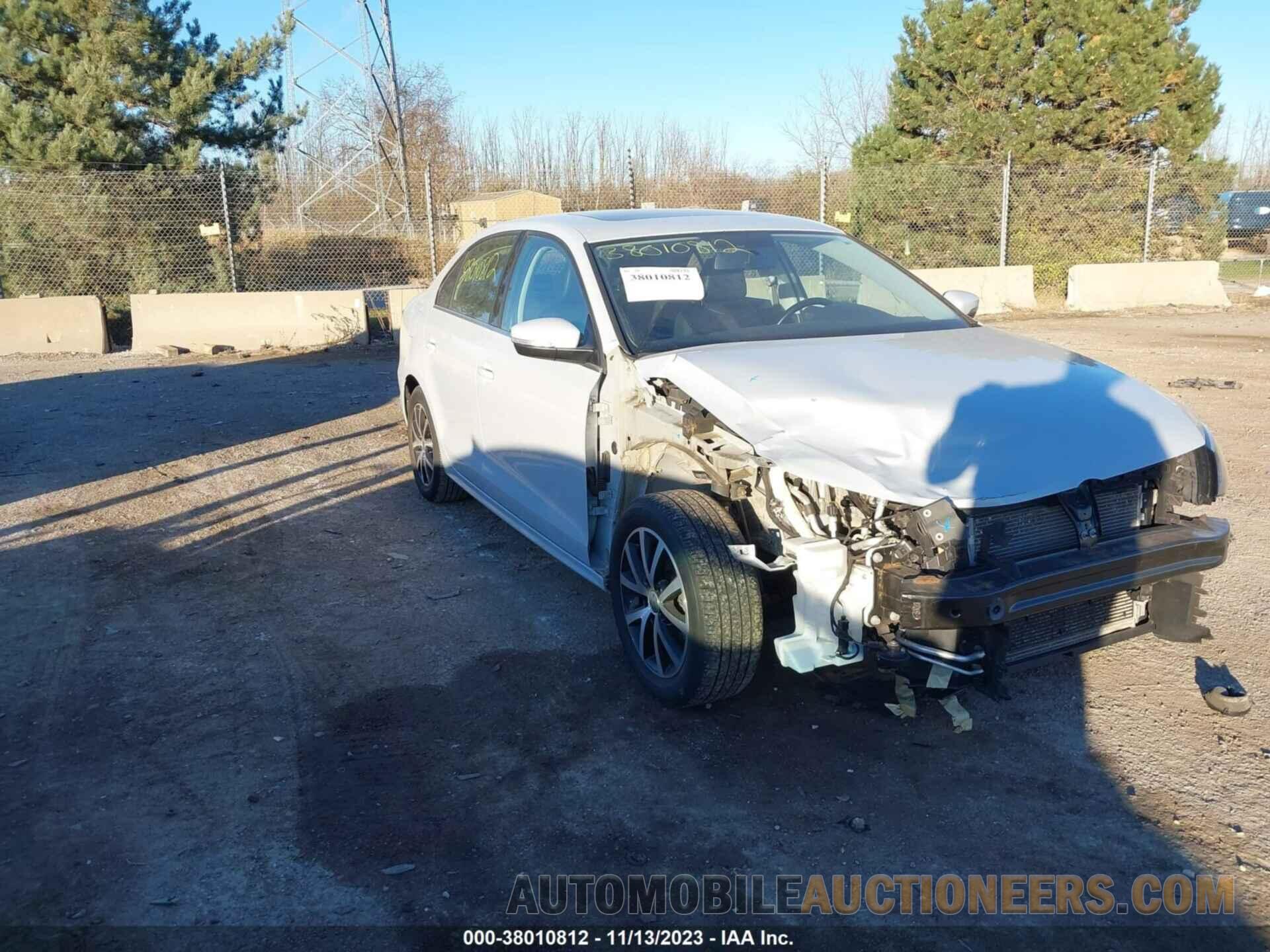 3VWDB7AJ5JM221598 VOLKSWAGEN JETTA 2018