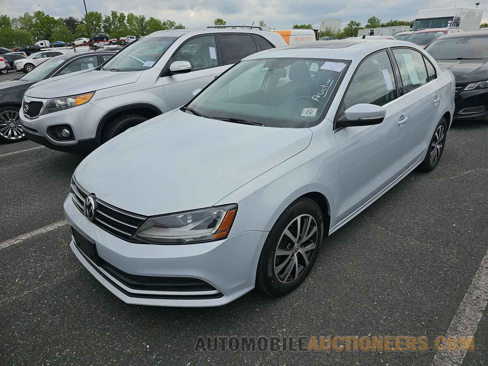 3VWDB7AJ6HM382617 Volkswagen Jetta 2017