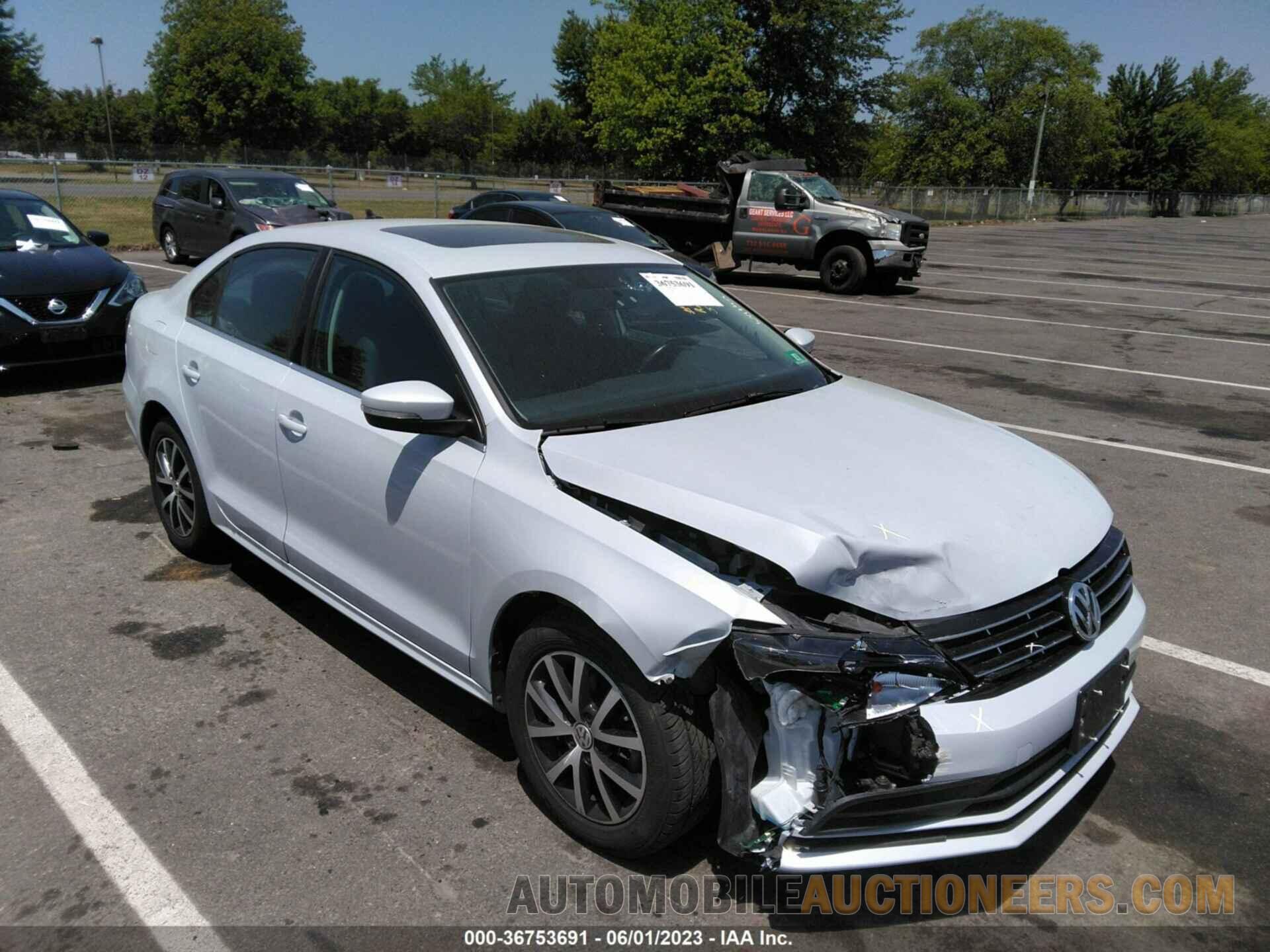 3VWDB7AJ6JM255565 VOLKSWAGEN JETTA 2018